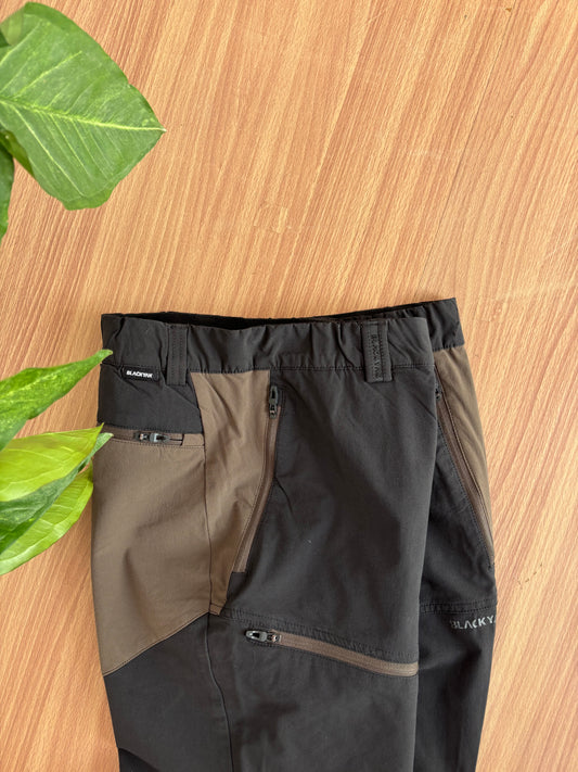 Black yak outdoor pants