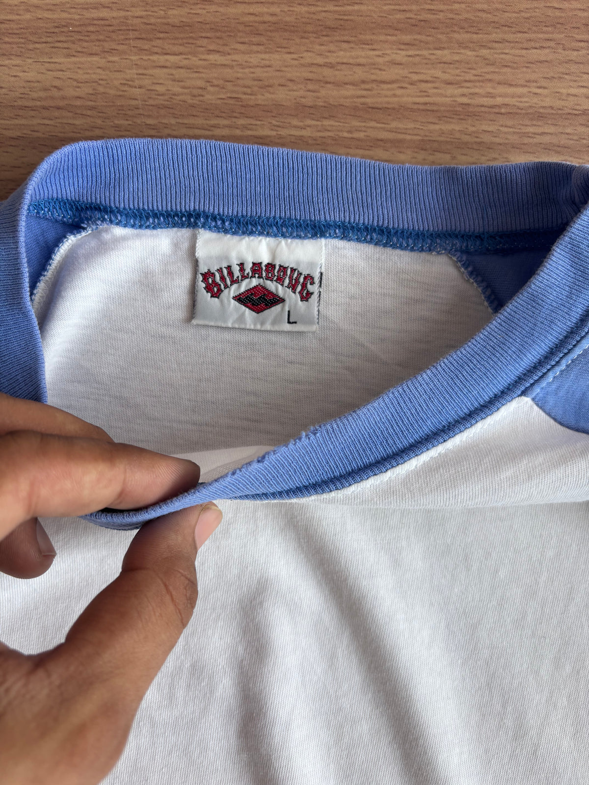 vintage Billabong raglan tee (L)