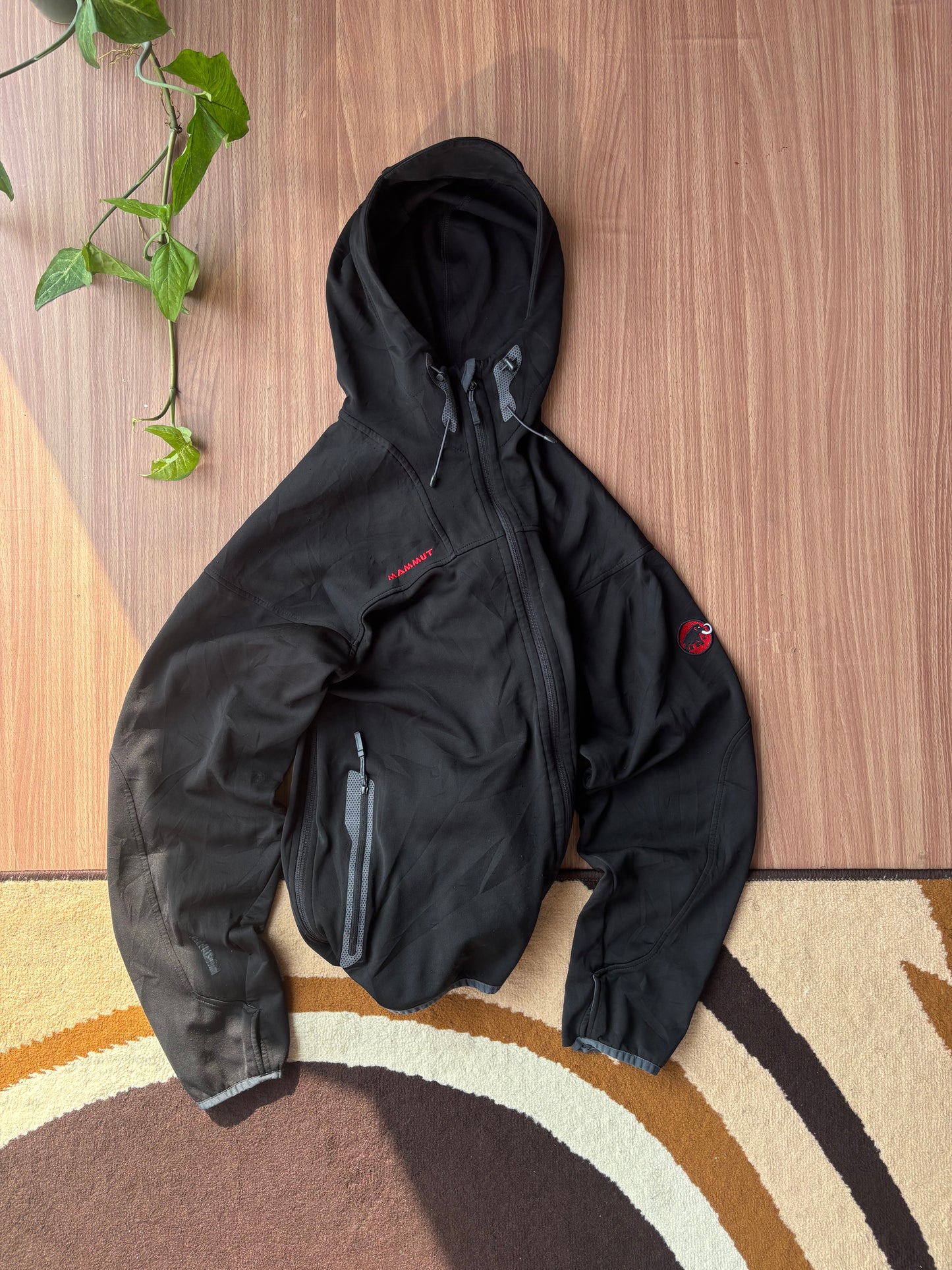 Mammut tactical soft-shell