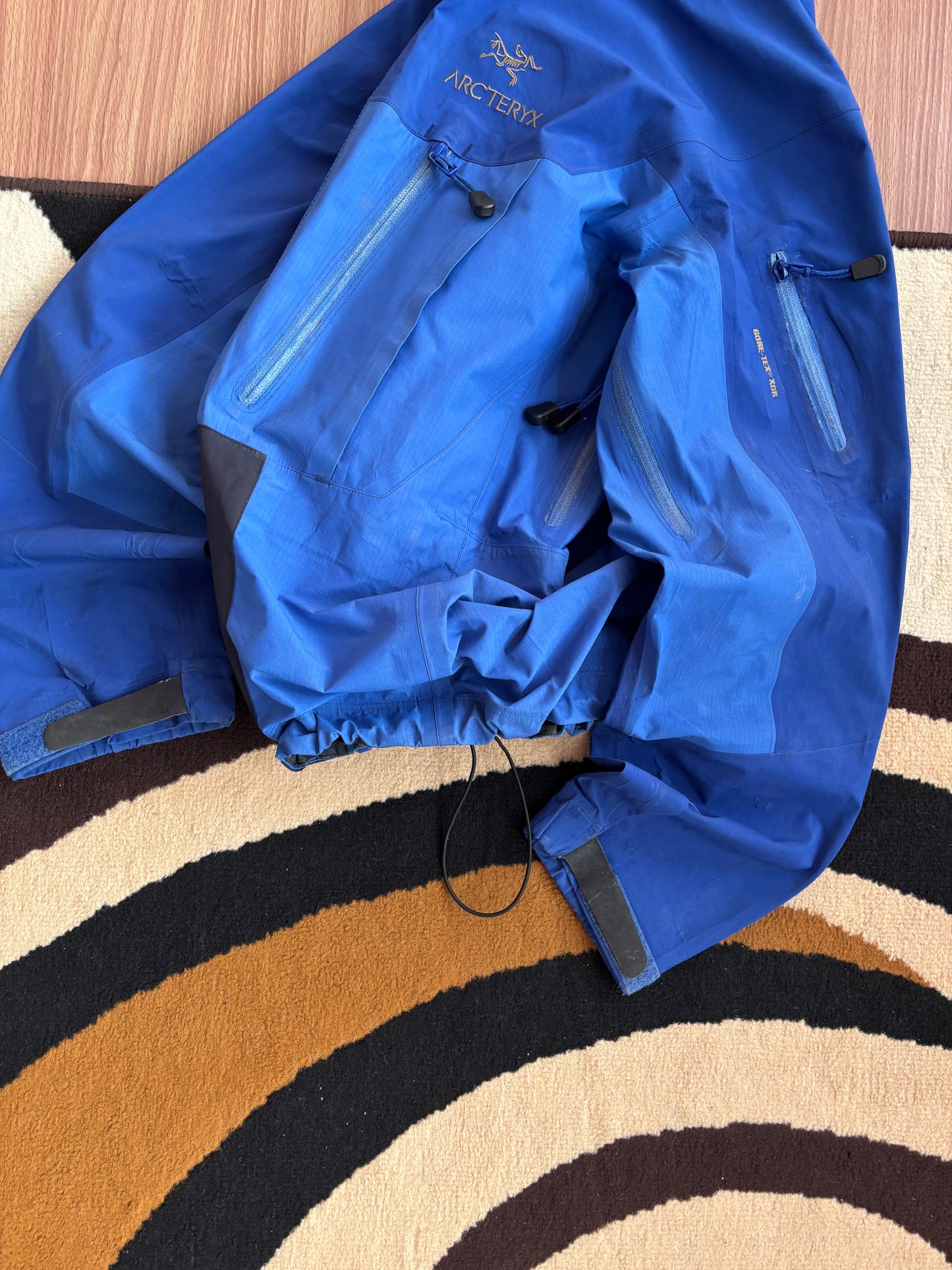 vintage Arcteryx shell (refurbished)