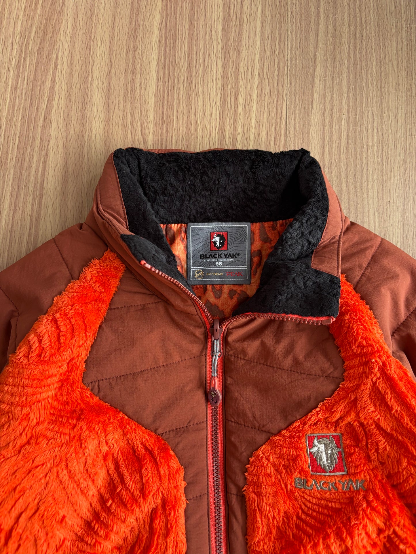 Black yak extreme peak down fleece