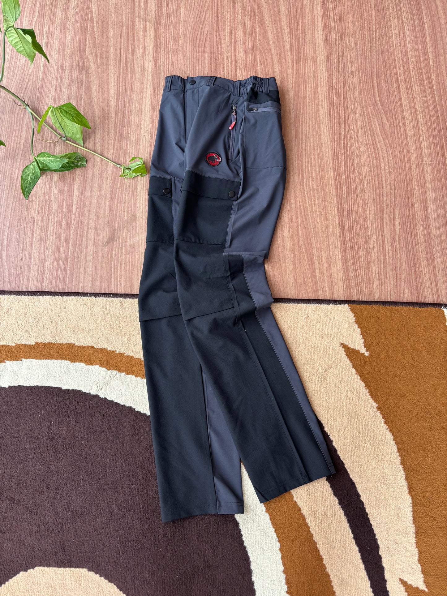 Mammut shell pants