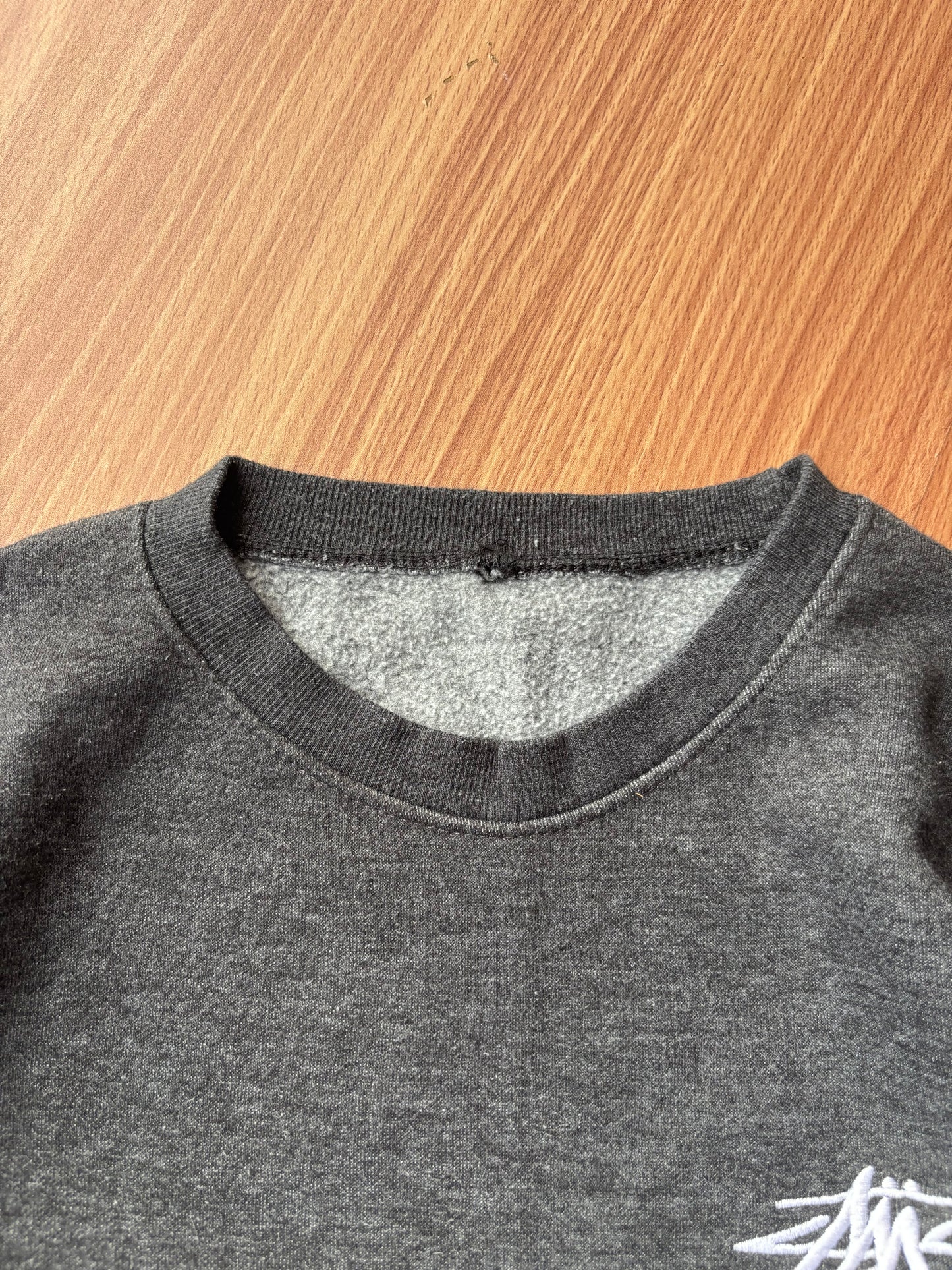 stussy embroidered logo sweatshirt (bootleg)