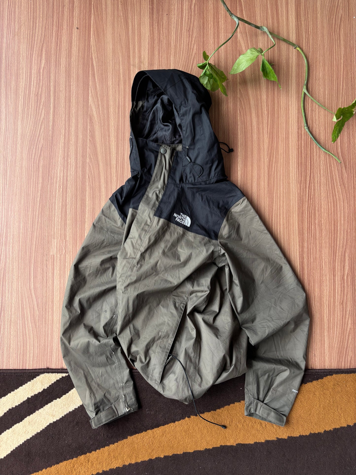 TNF DryVent Mountain Jacket