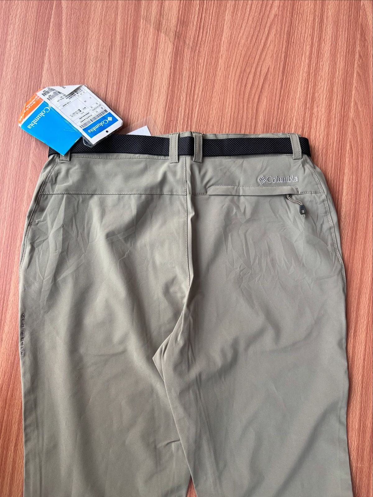 Brand new Columbia shell