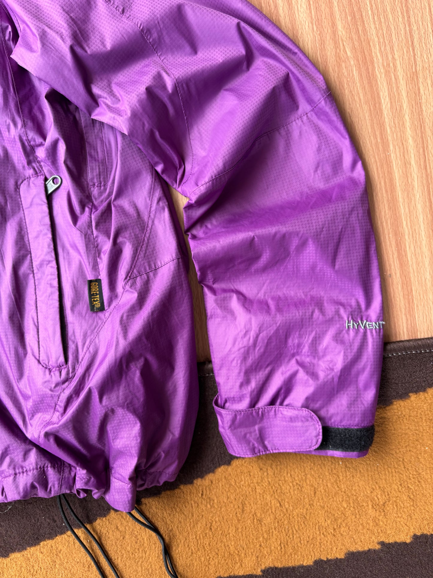 TNF hyvent DT shell