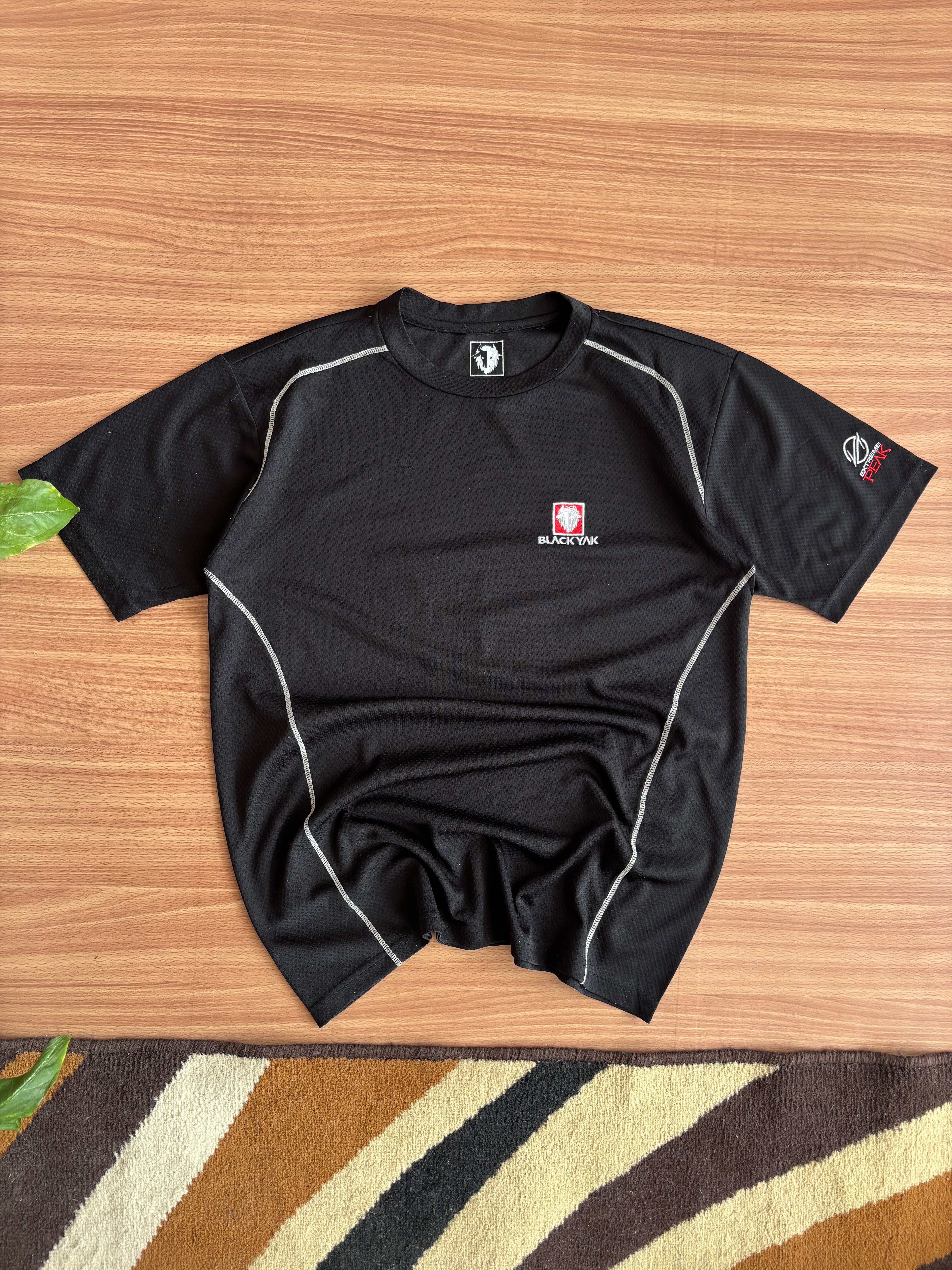 Black Yak performance tee