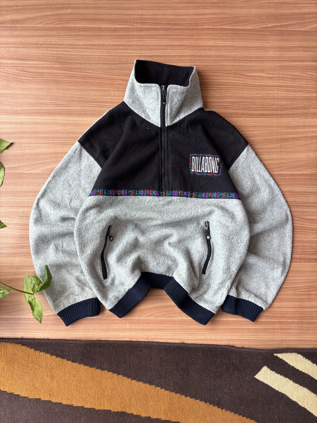 Vintage Billabong pullover