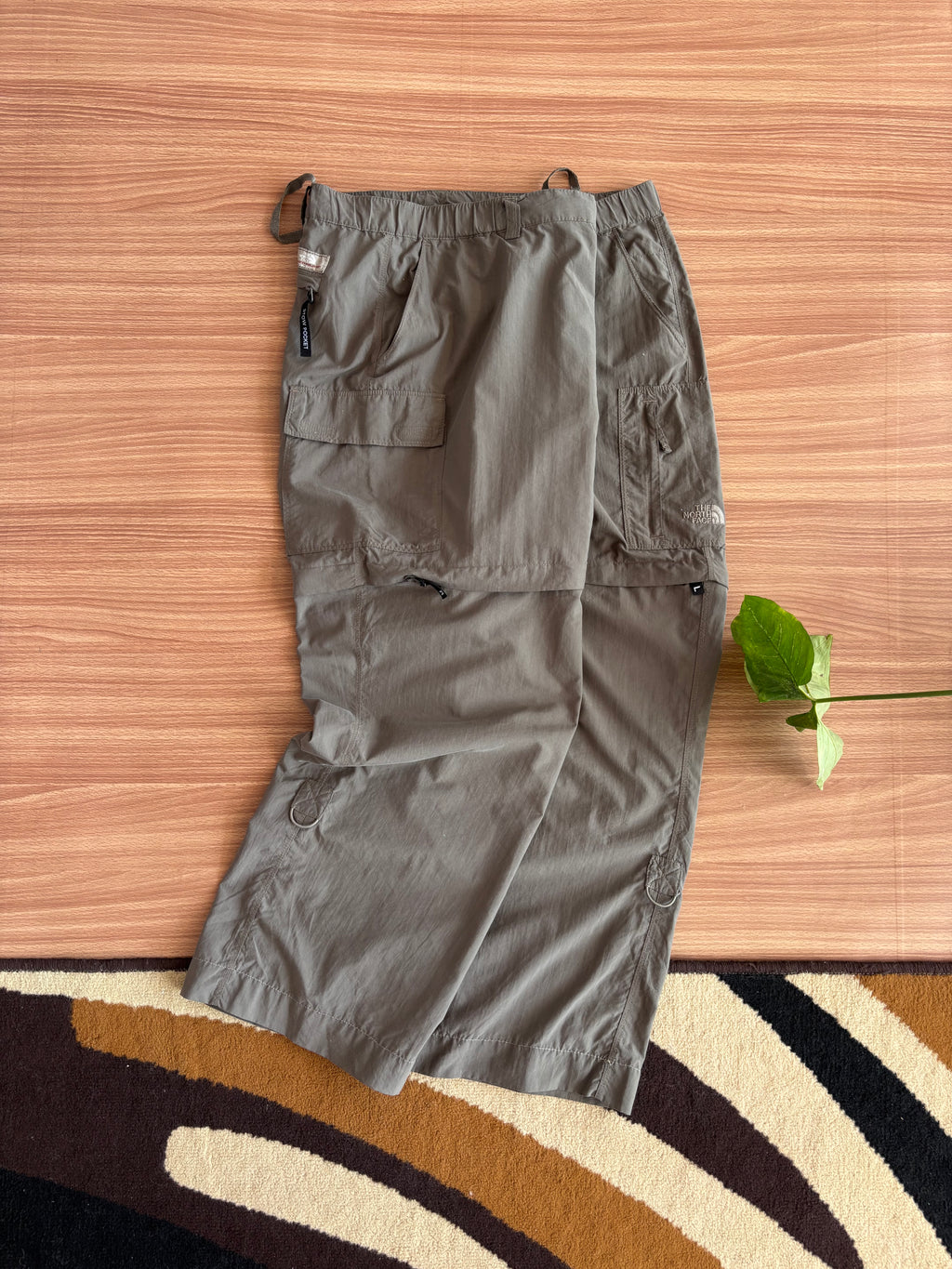 The North Face packable 3 way convertible LooseFit cargo