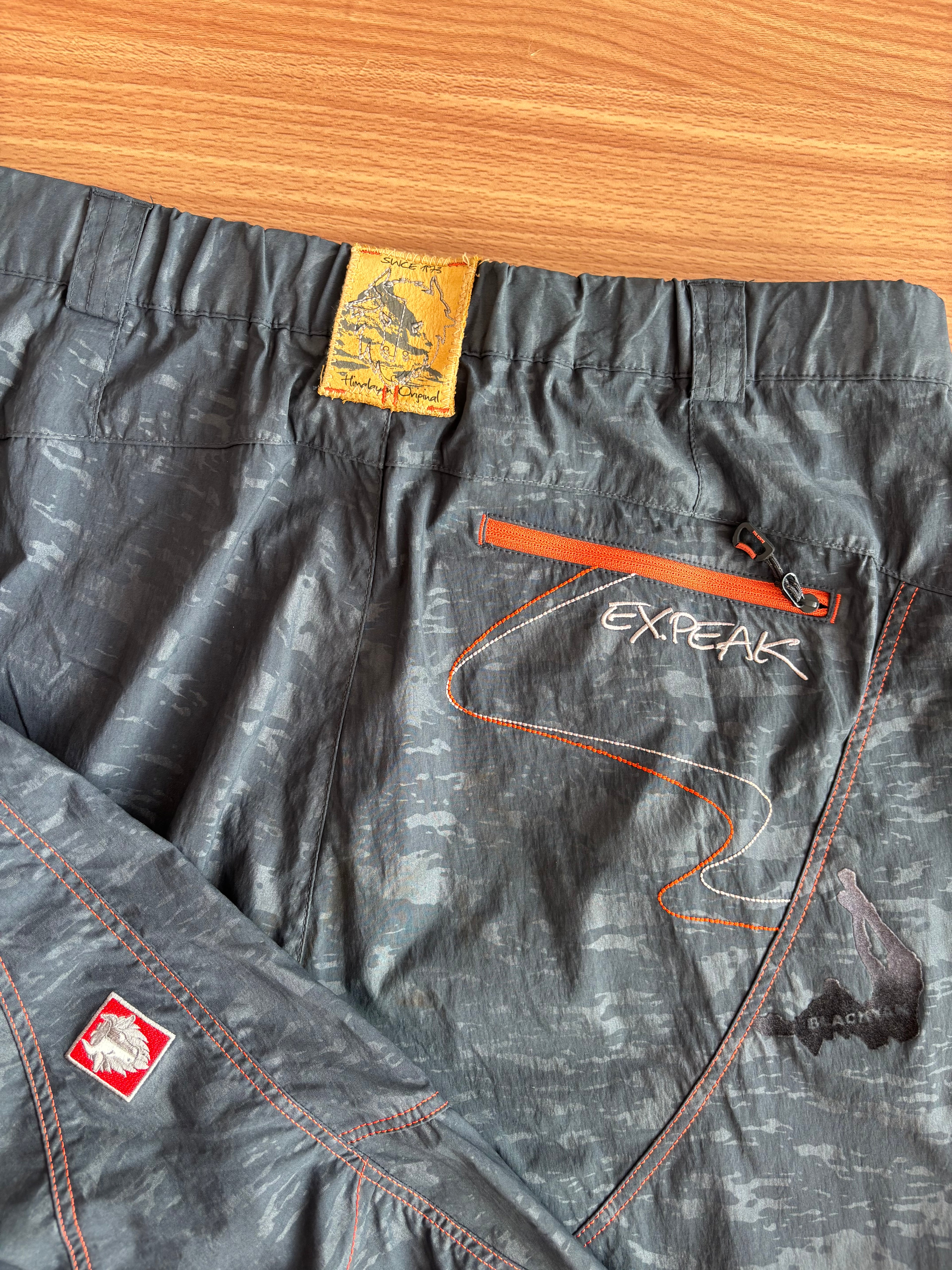 BlackYak loosefit light shell pants