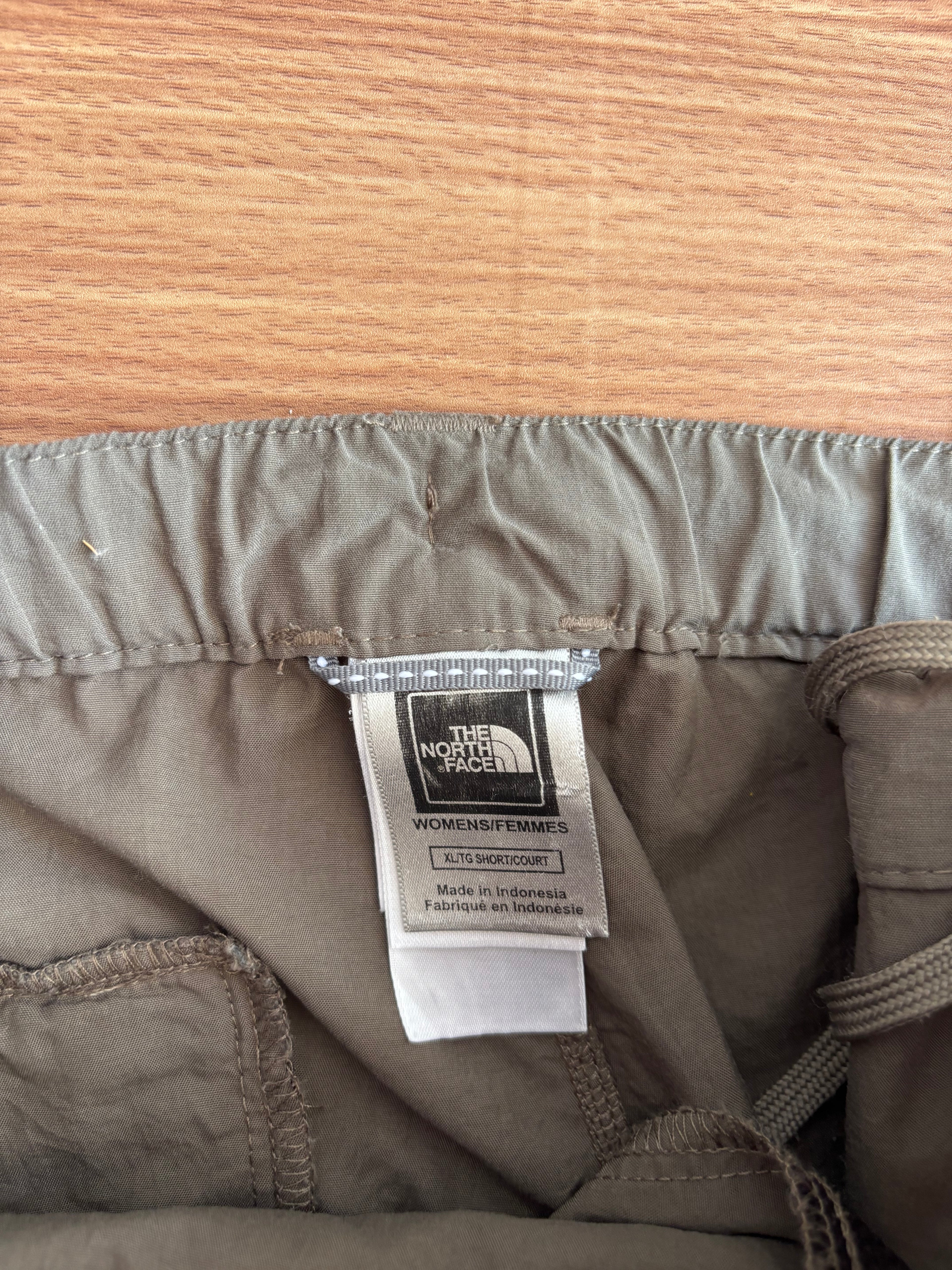 The North Face packable 3 way convertible LooseFit cargo