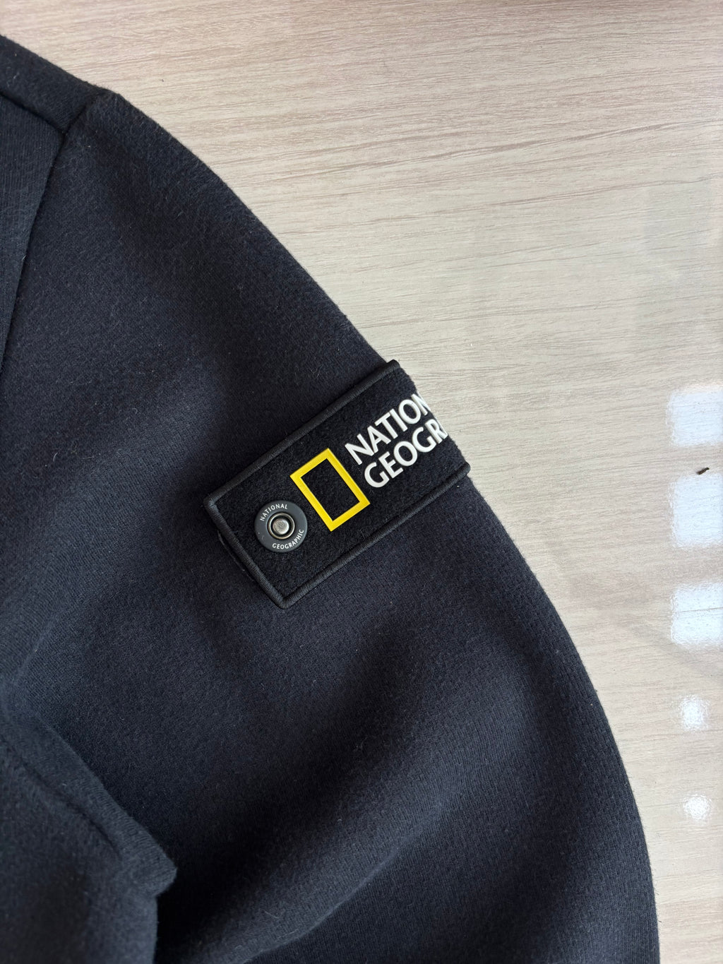 Nat Geo sweatshirt (S)