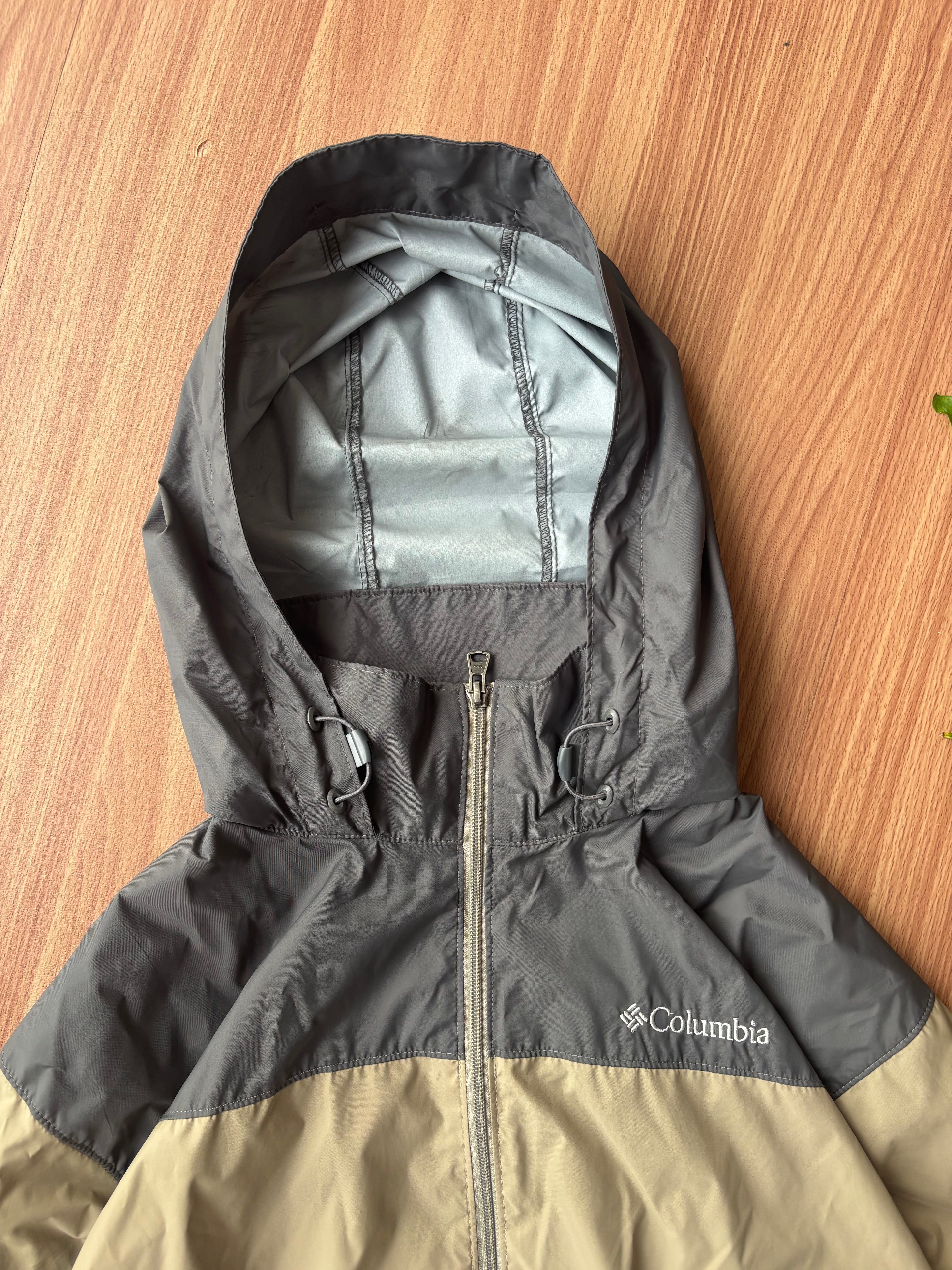 Columbia Packable shell(M)