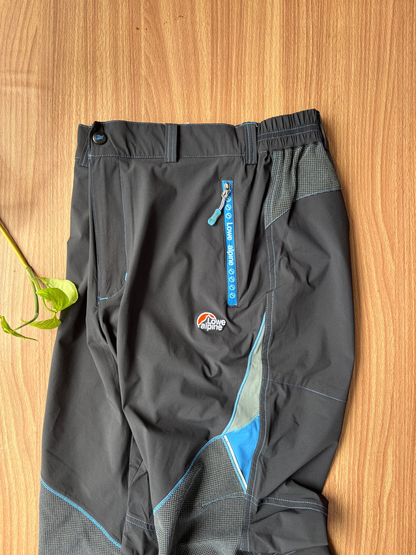 Lowe alpine outdoor pants