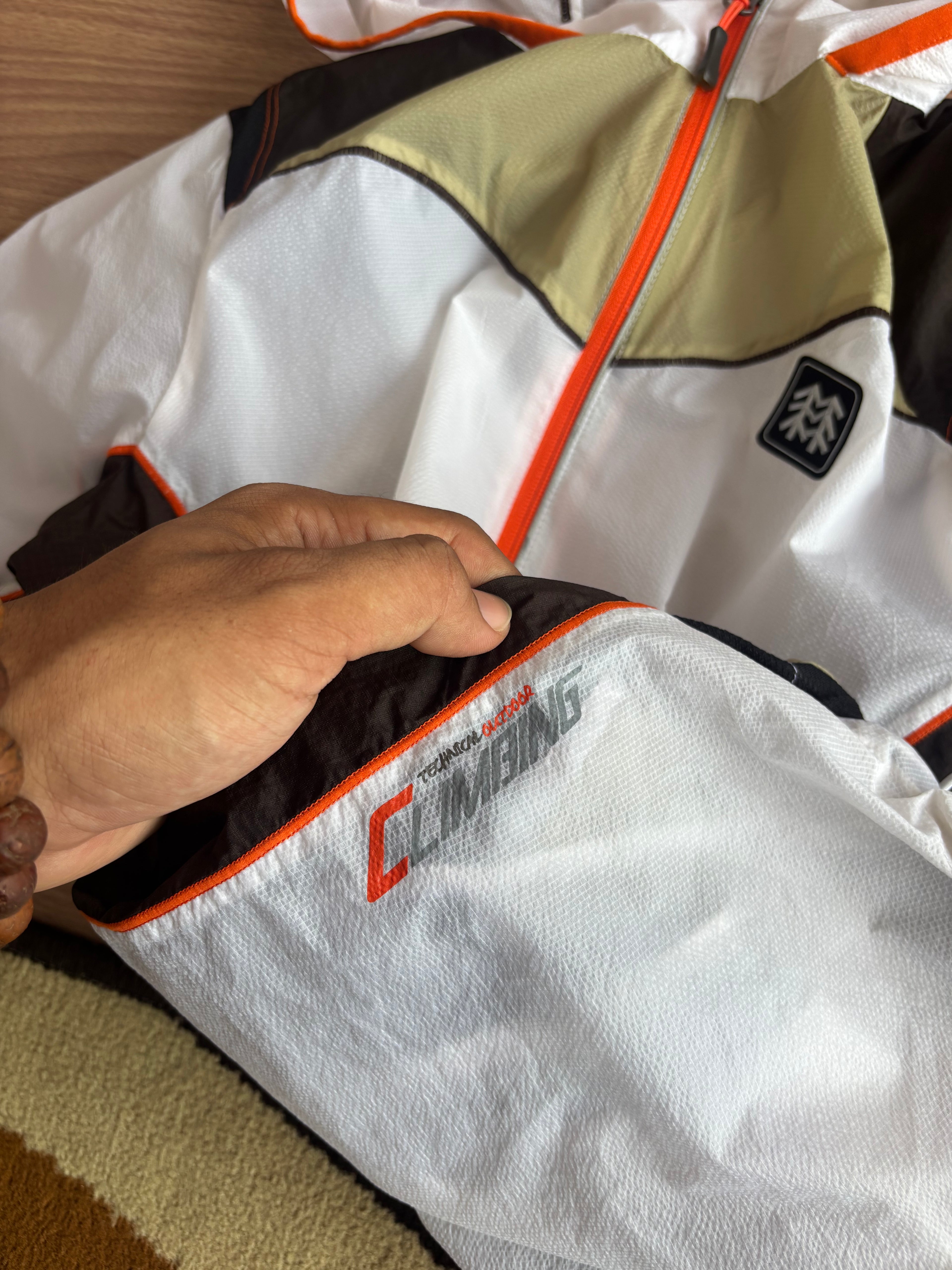 Kolon sports ultralight shell (S)