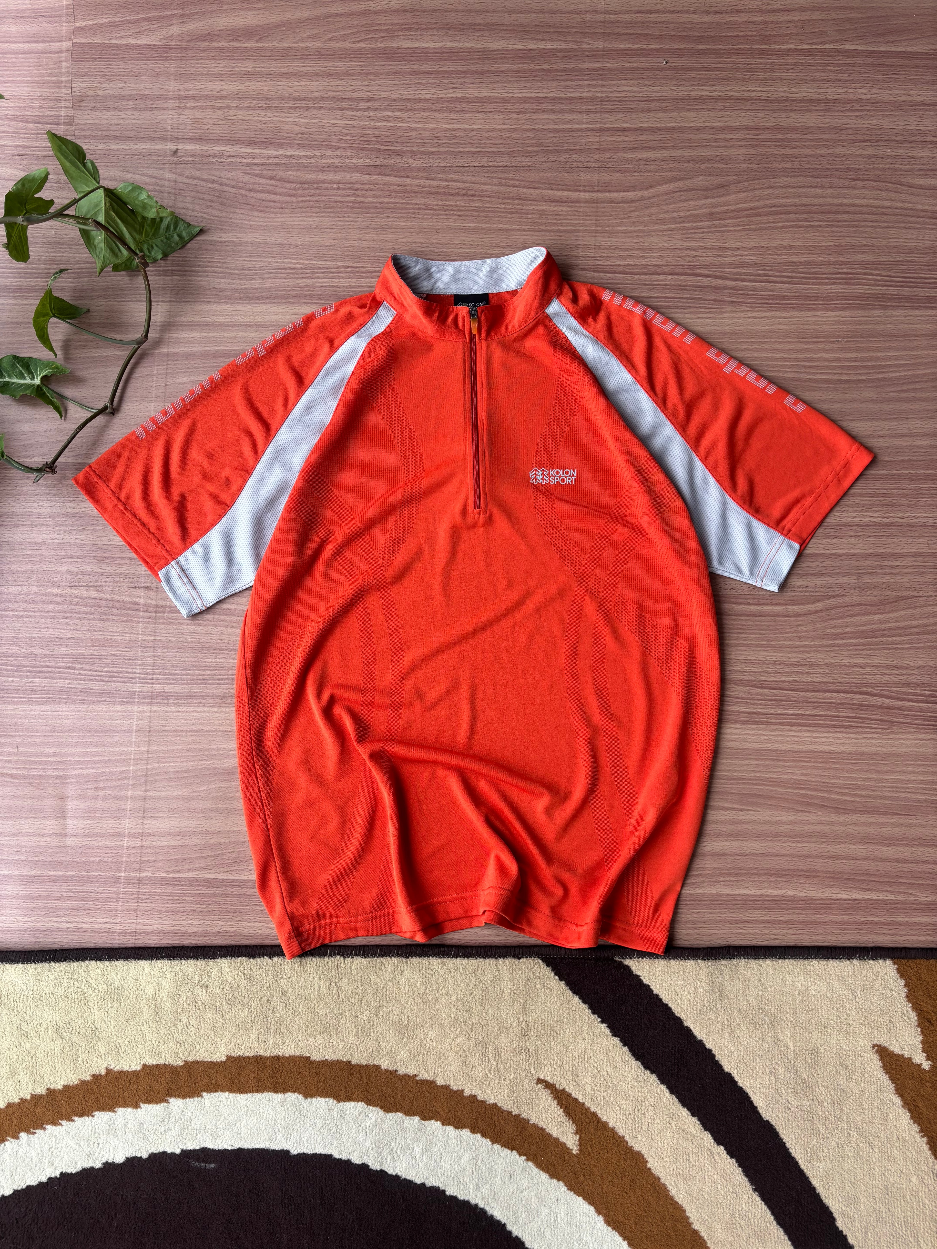 Kolon Sports performance tee (L)
