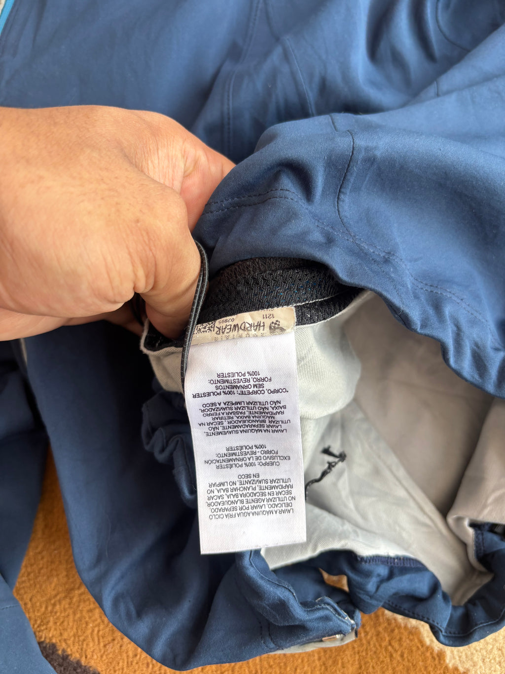 Mountain hardwear DryQ light shell (XL)