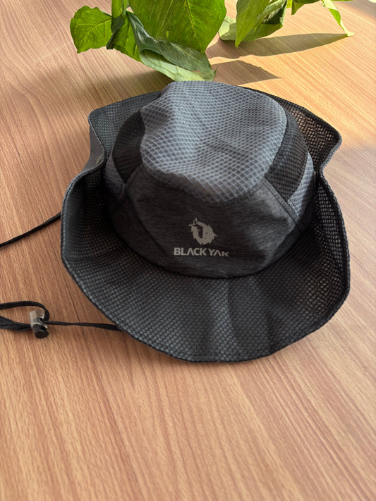 Black yak bucket hat