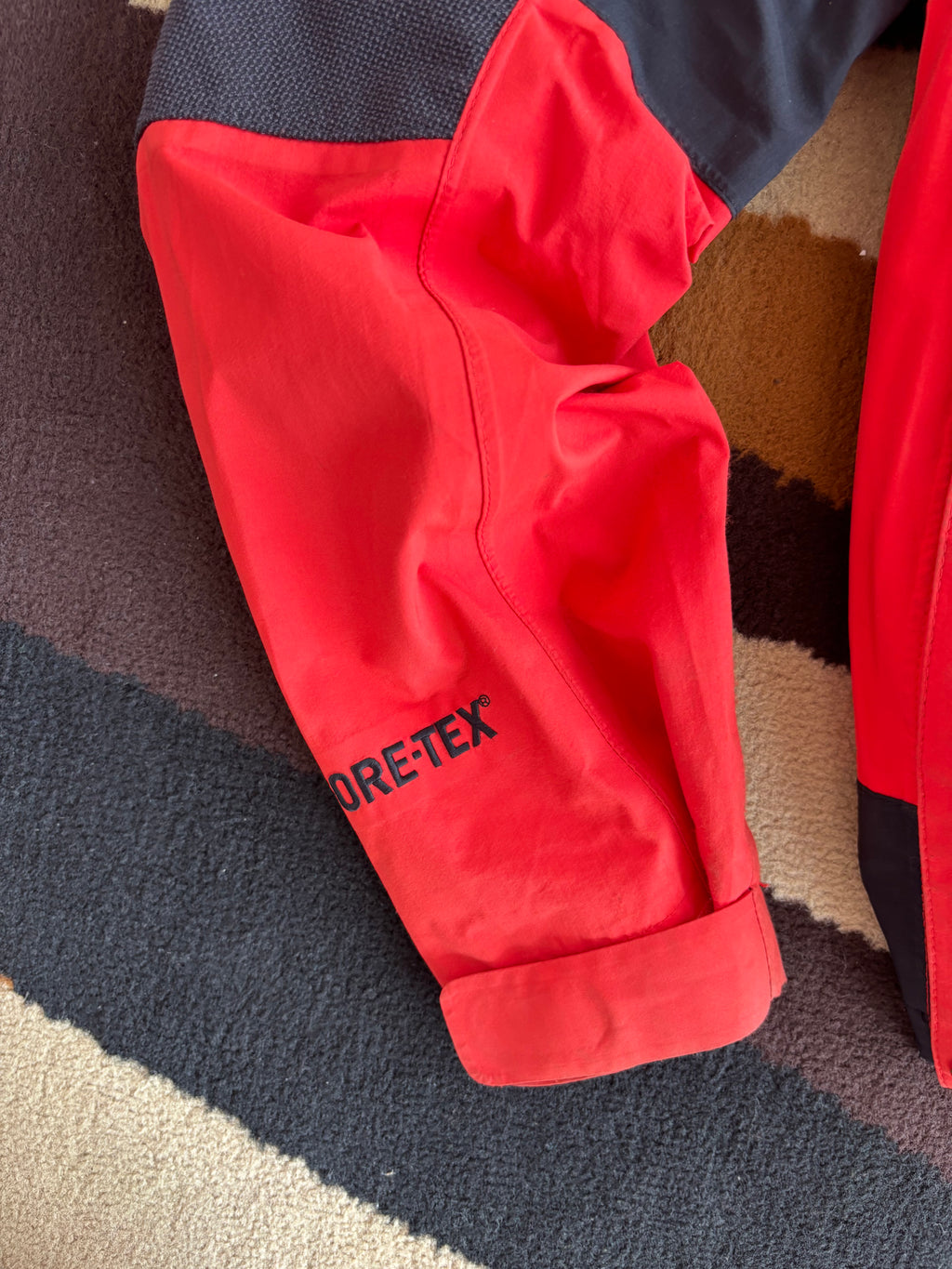 Kolon Antarctica expedition goretex shell (S)