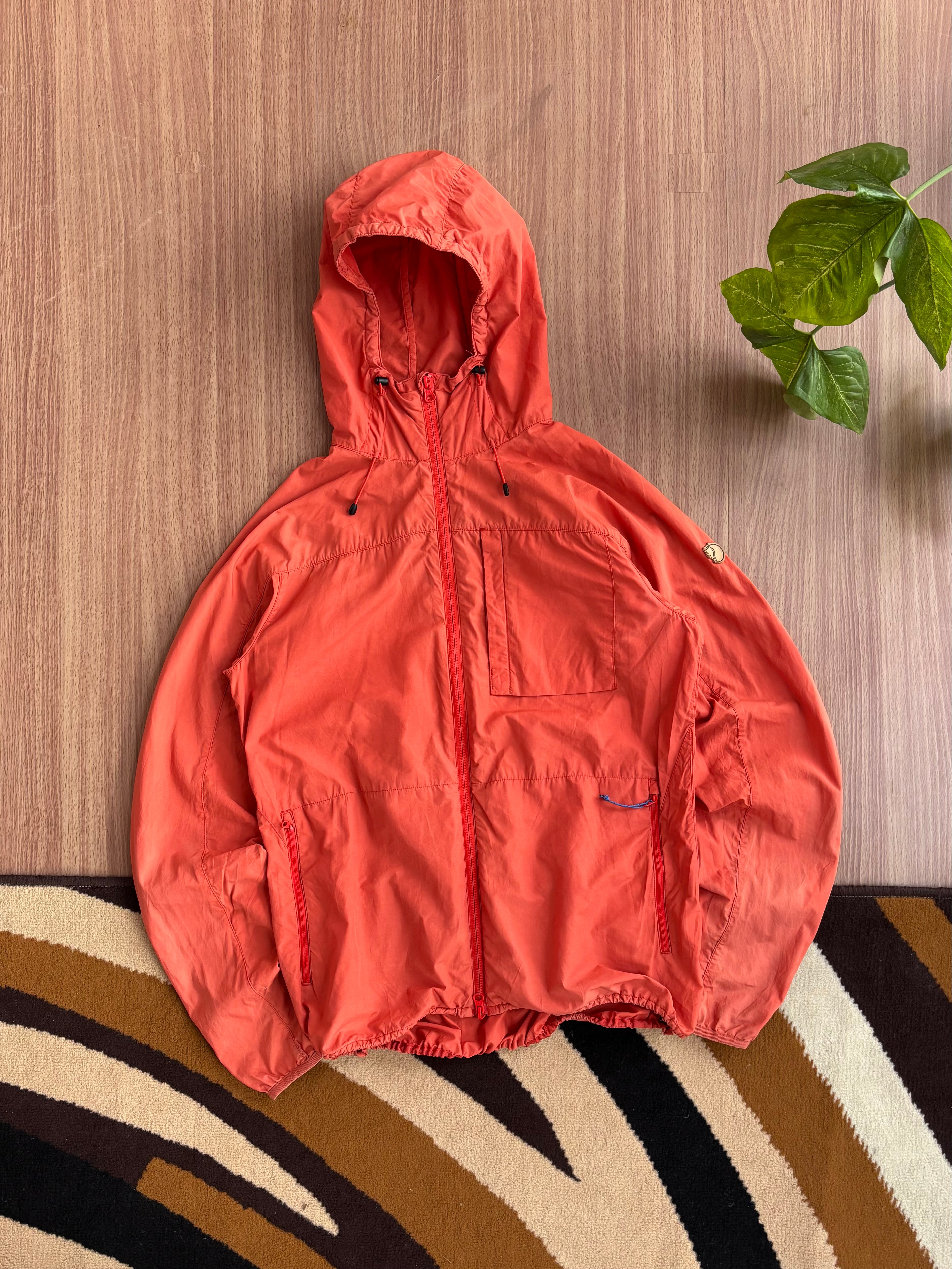 Fjall Raven windbreaker (M-L)