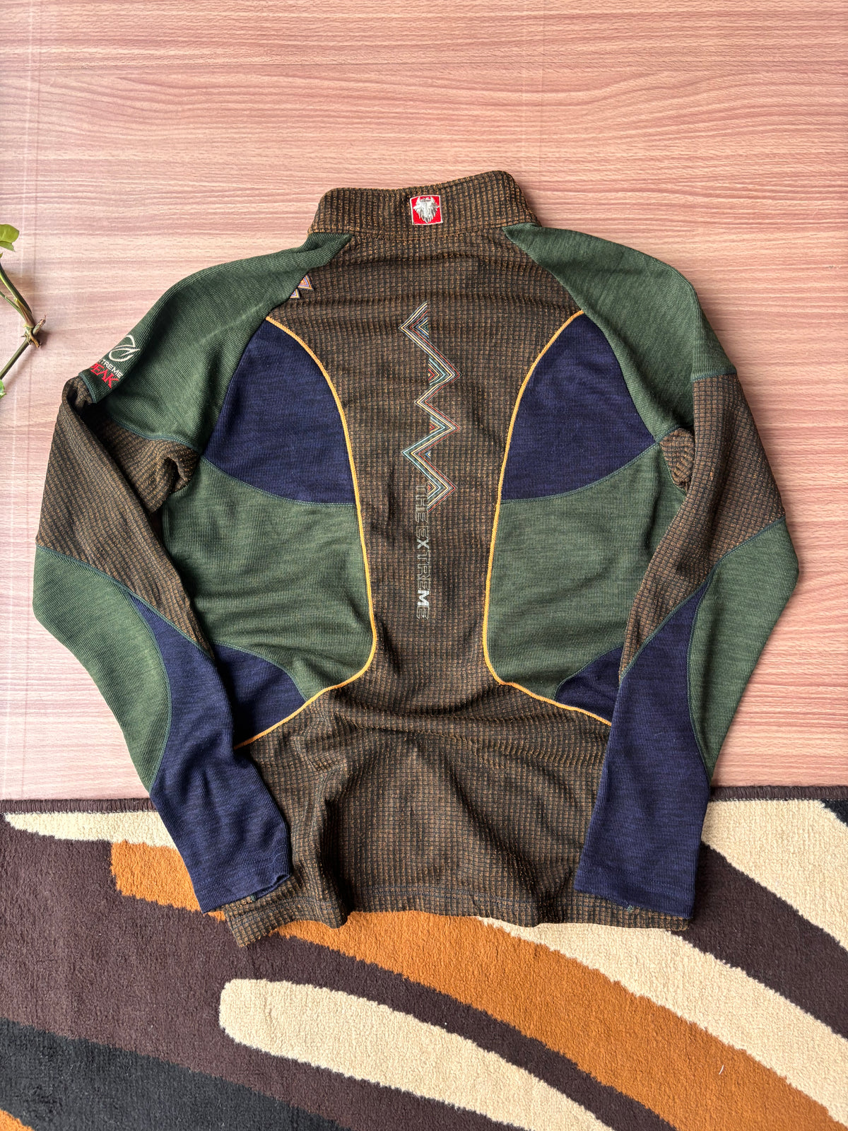 BlackYak extreme peak full sleeve tee (S)