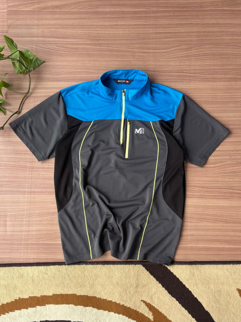 Millet tech tee (L)