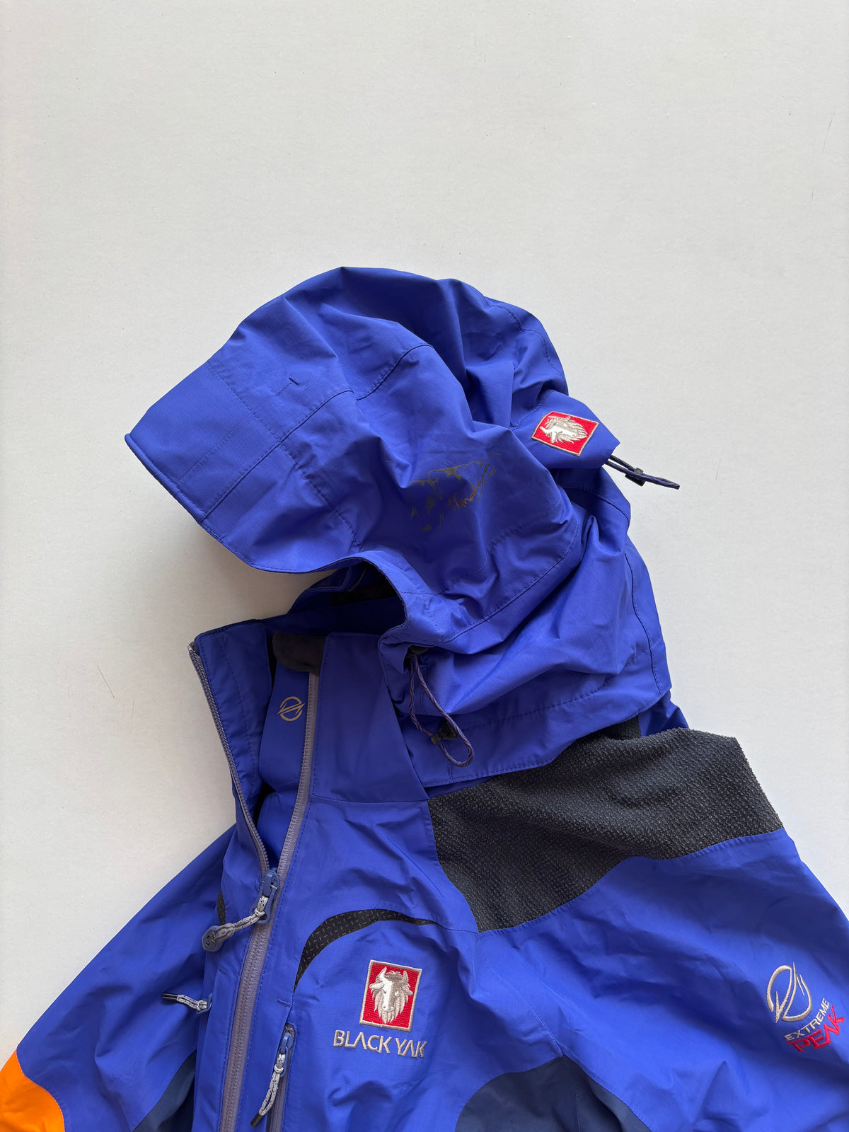 BlackYak goretex extreme peak shell (S)