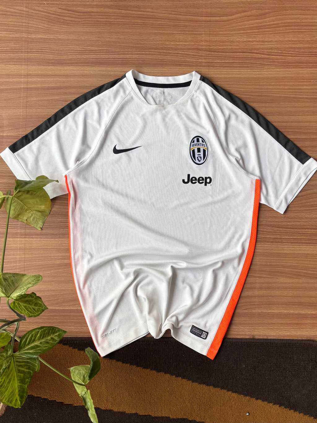 Nike Juventus tee