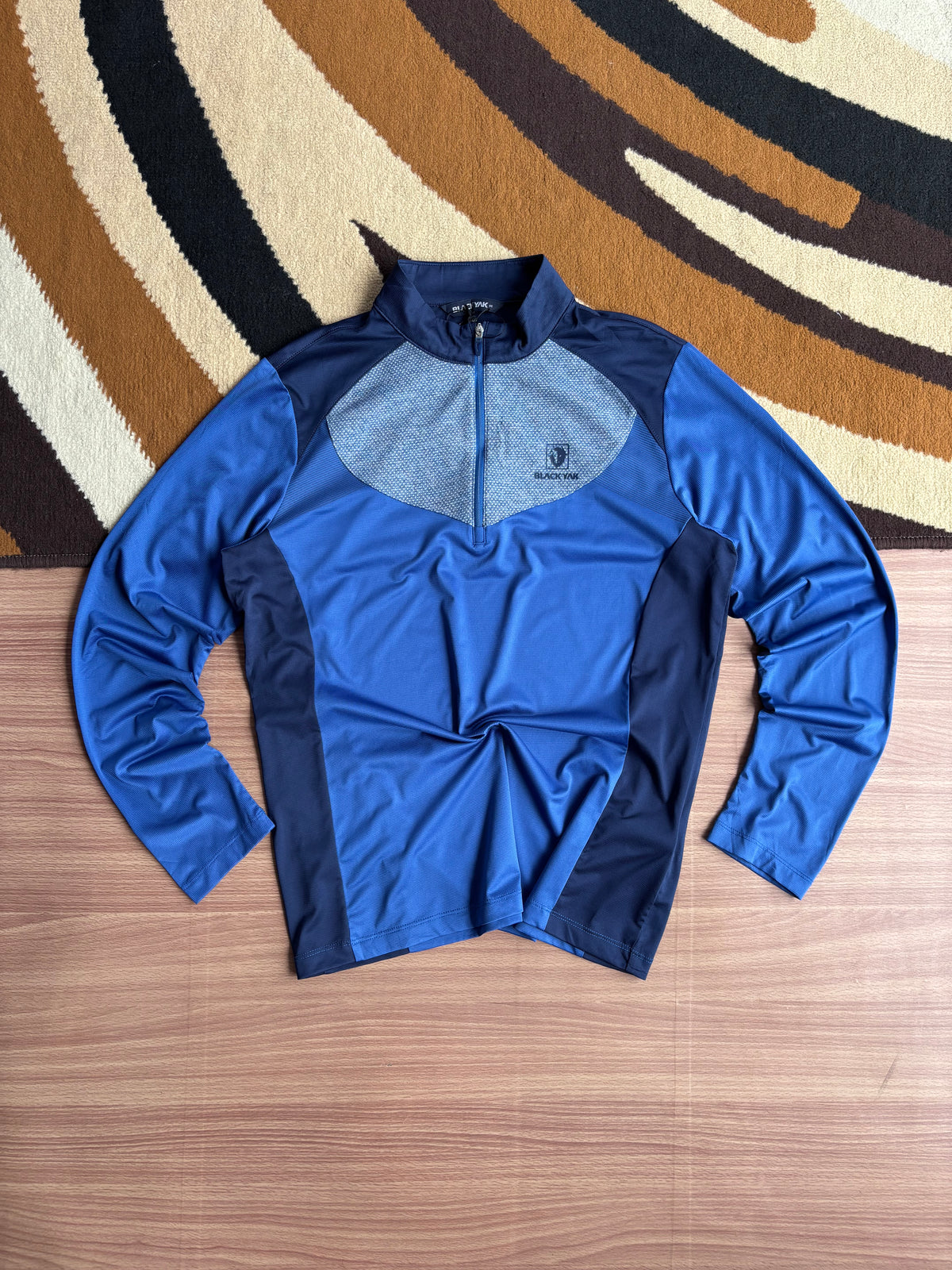 Blackyak full sleeve tee (S)