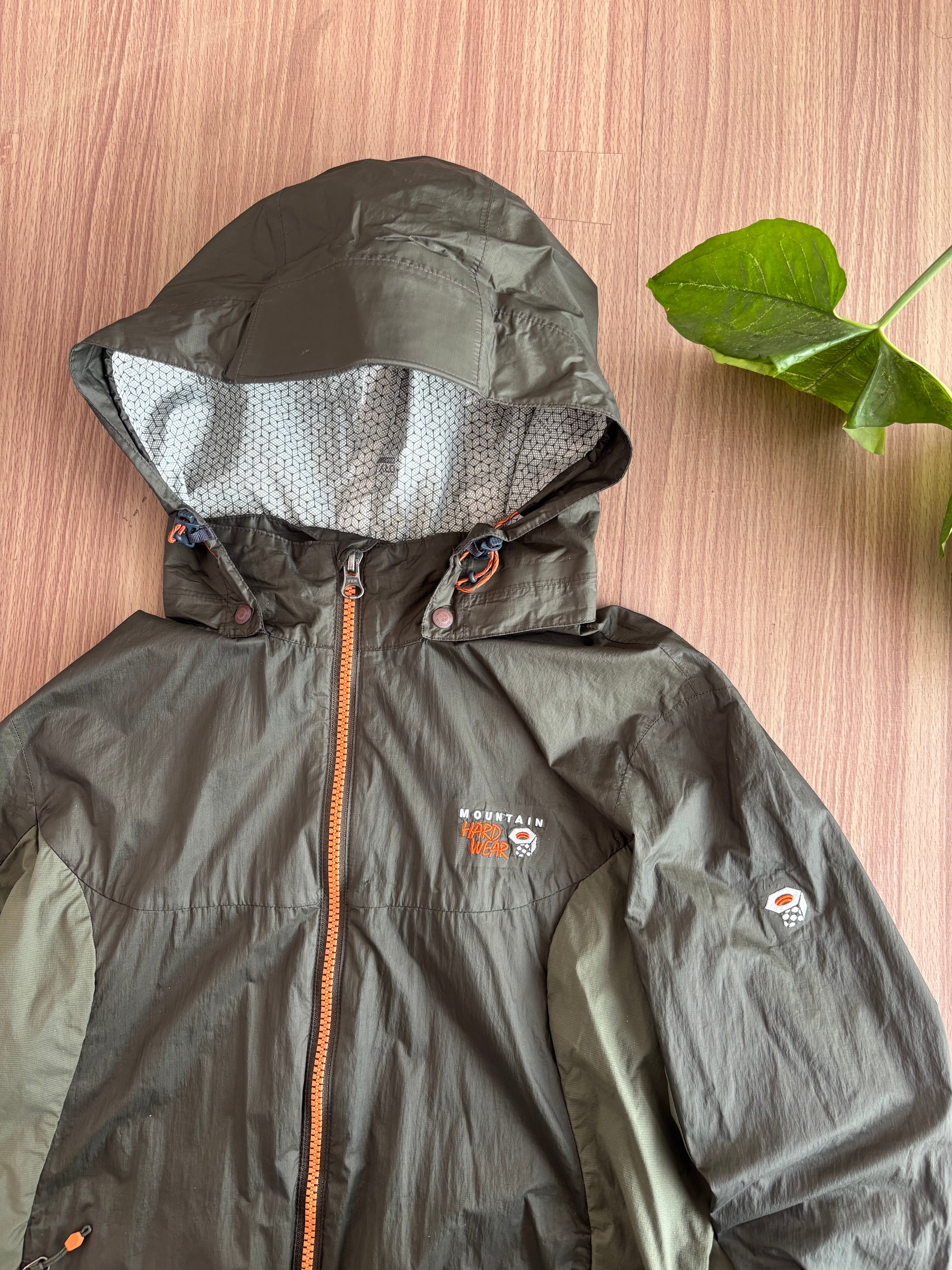 Mountain Hardwear ultralight shell