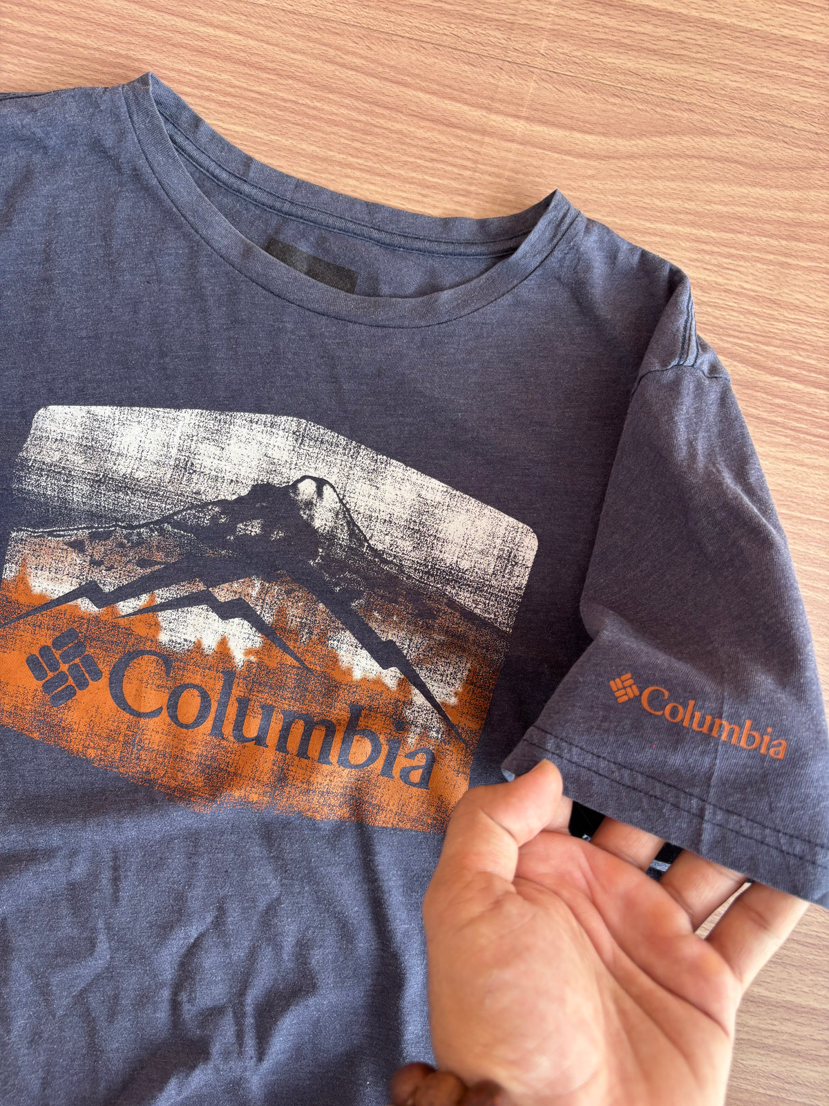 Columbia tee (M)