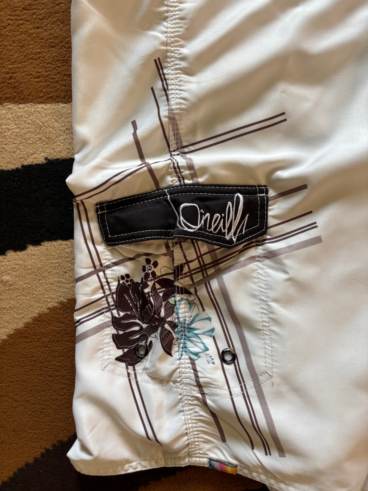 O'Neill floral print Boardies 33)