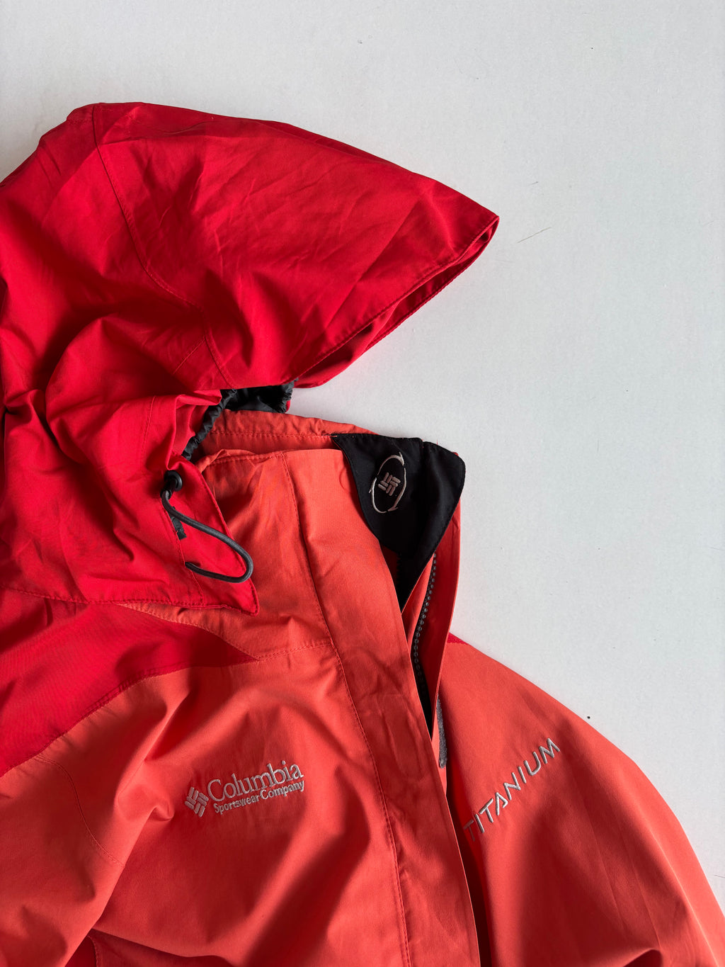 Columbia Titanium Goretex shell (W/M)