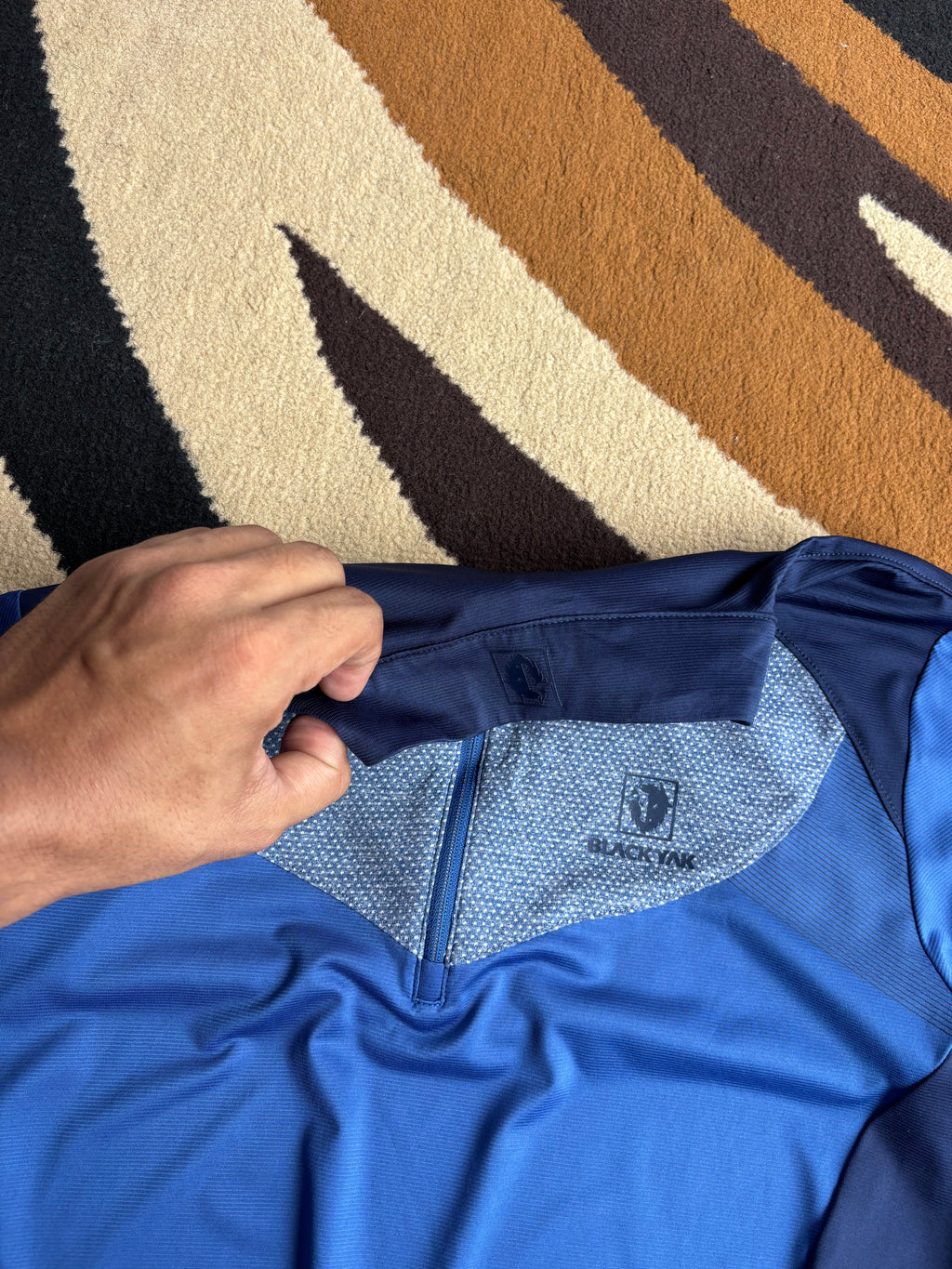Blackyak full sleeve tee (S)