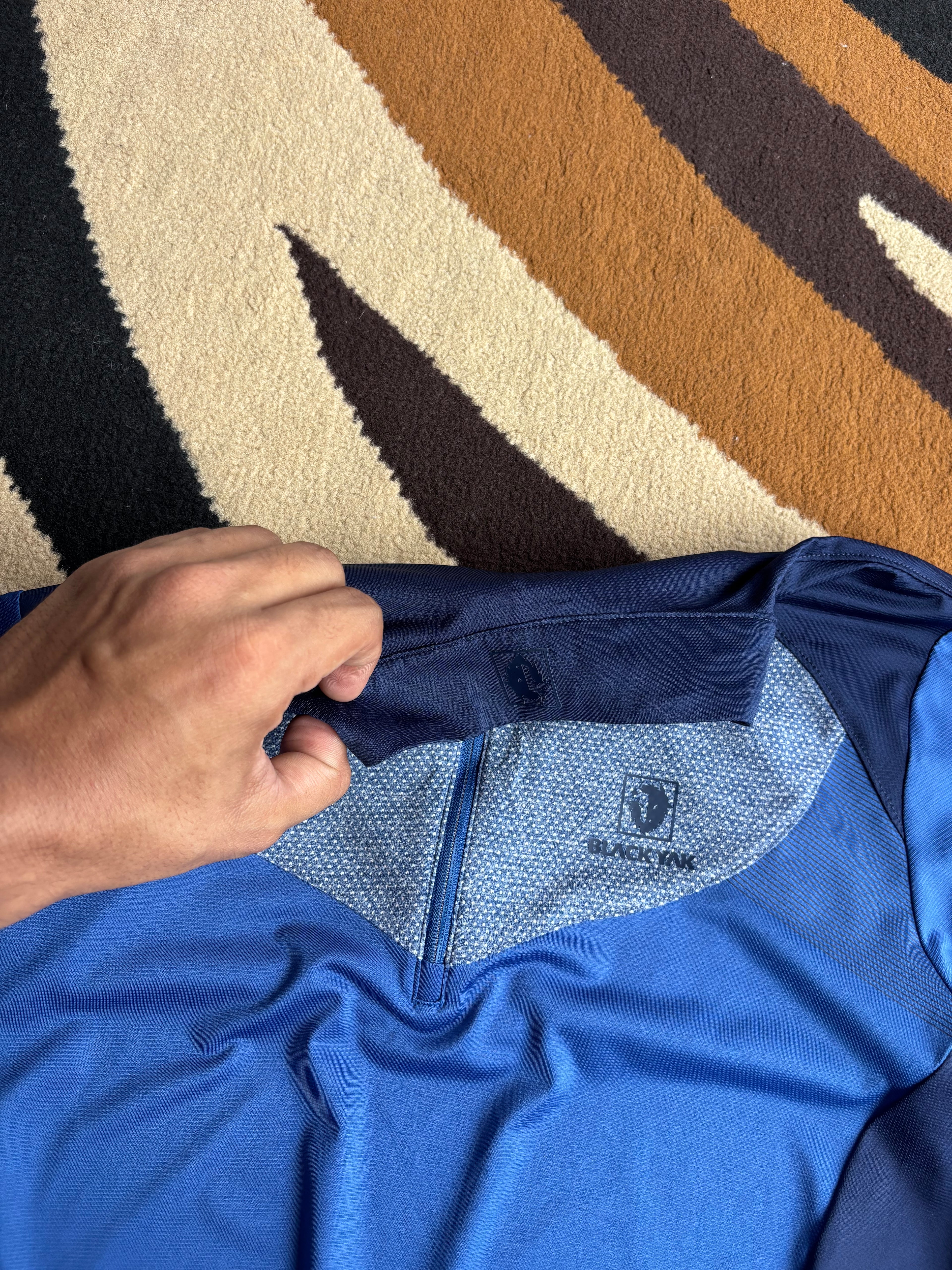 Blackyak full sleeve tee (S)