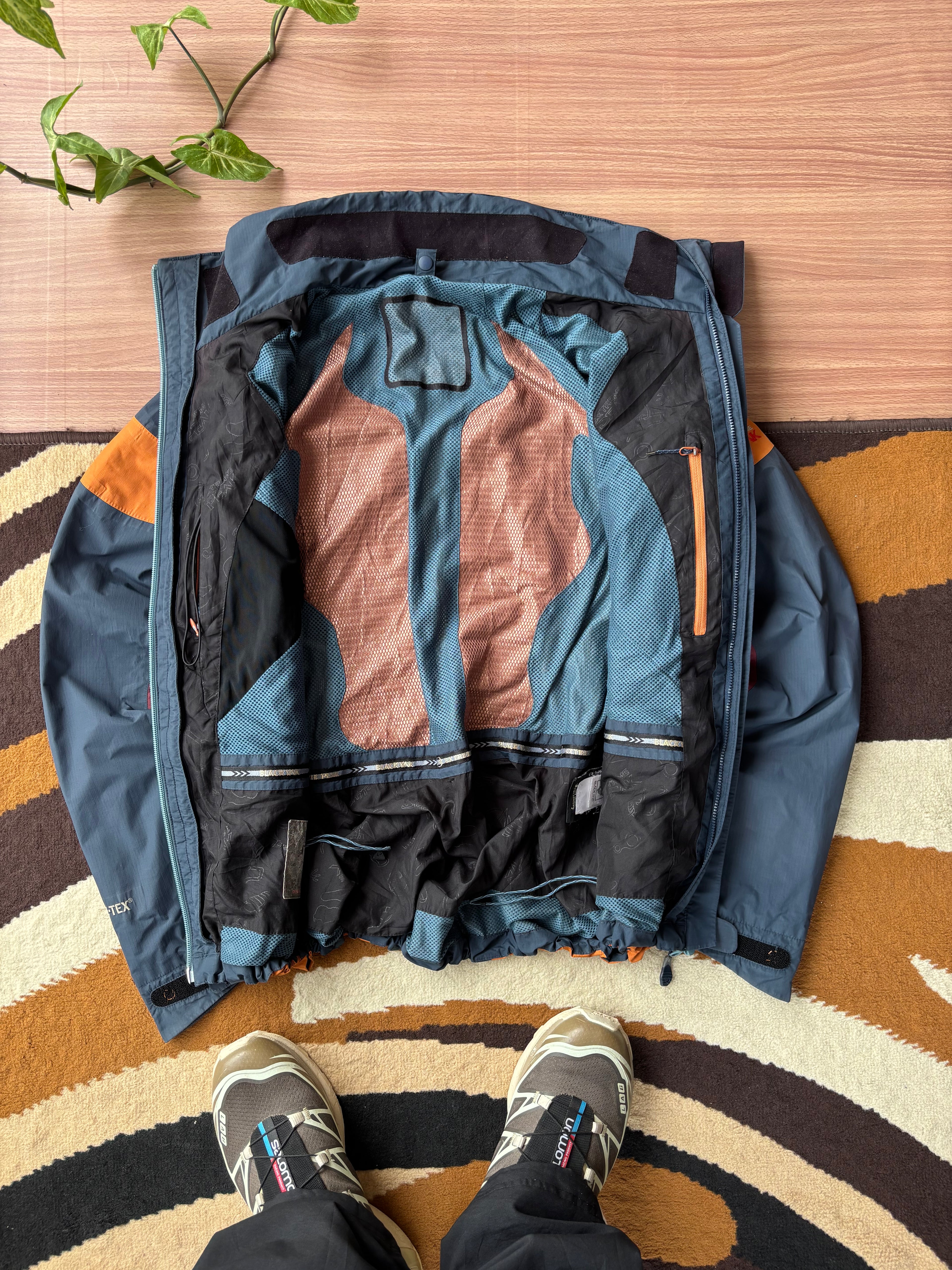 BlackYak Extreme peak Goretex Shell (L)