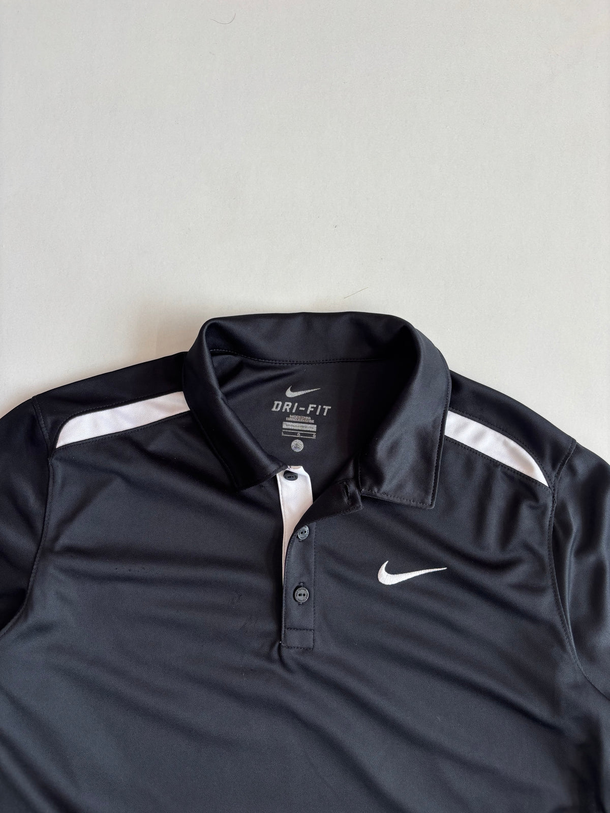 Nike tennis polo tee (M)