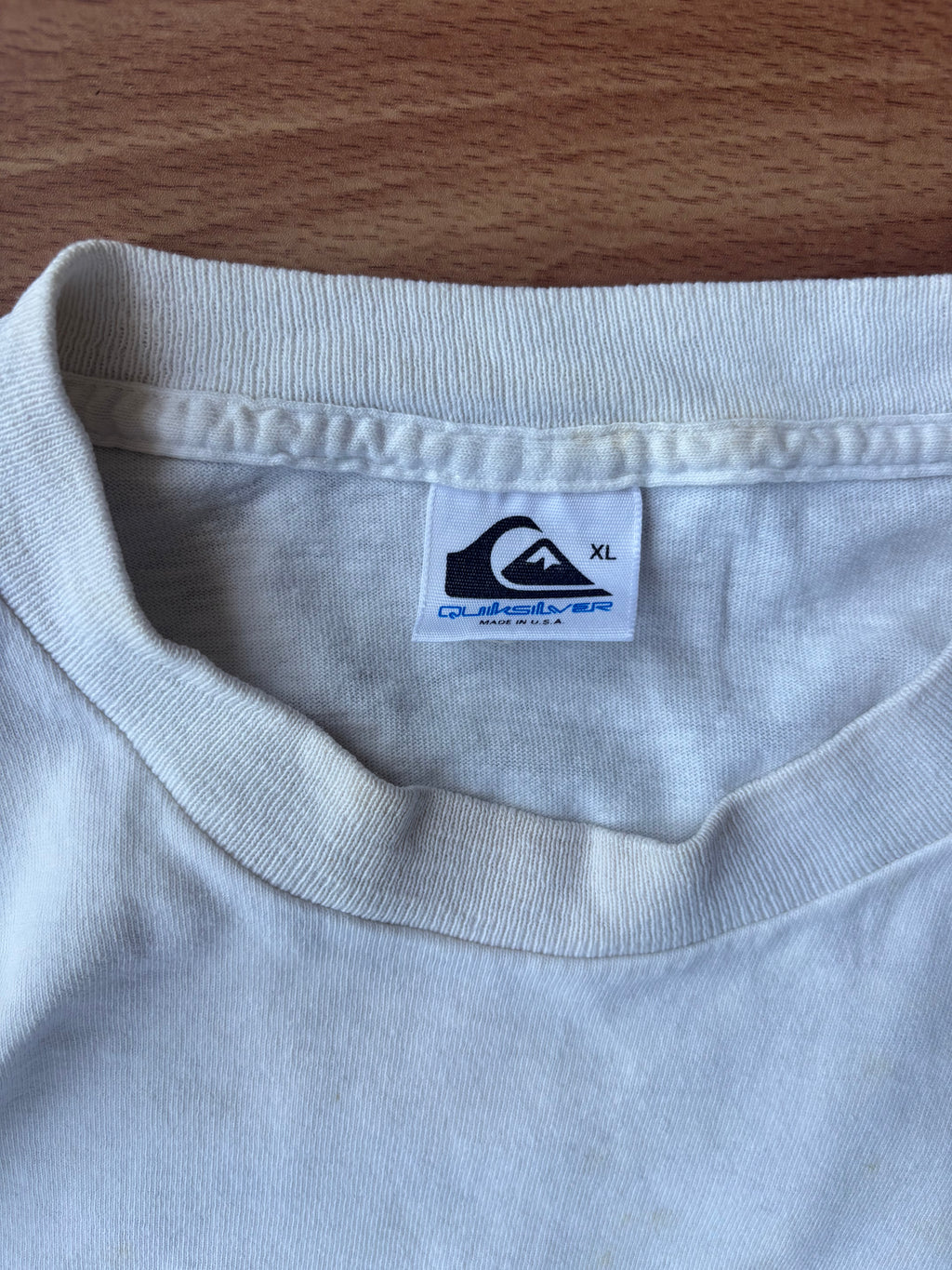 Vintage 90’s Quiksilver tee (L)