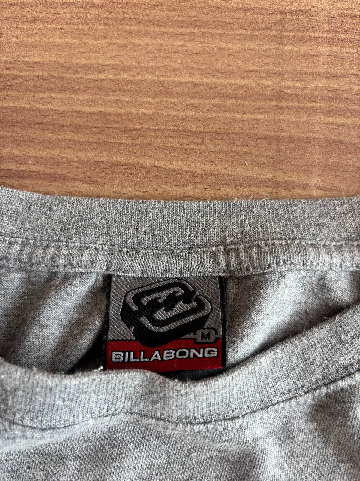 Vintage Billabong skiing tee (L)