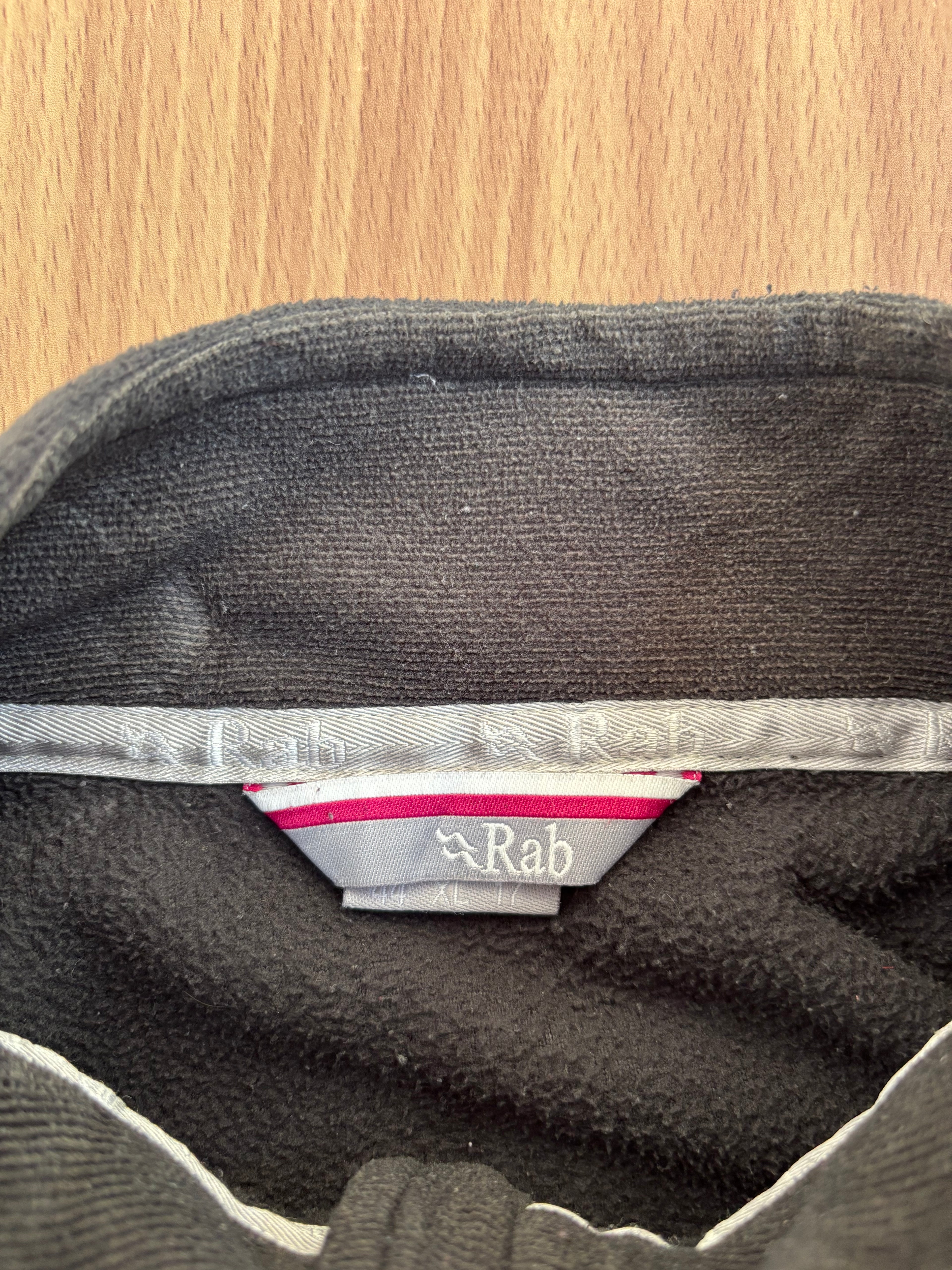 Rab 1/4 light fleece zipper