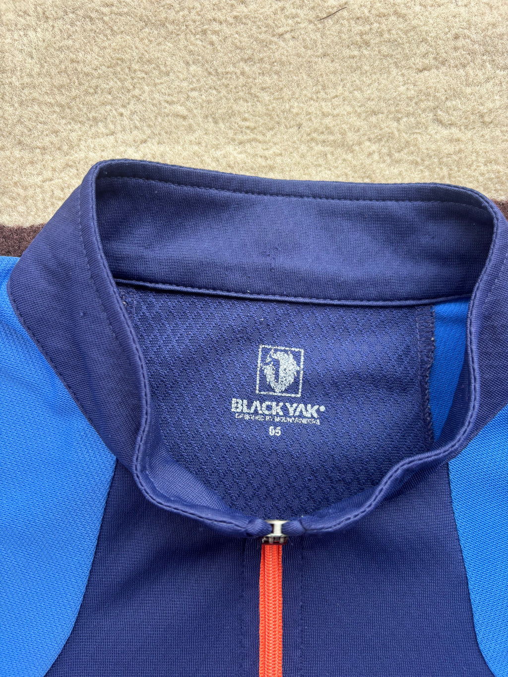 BlackYak Tee (S)