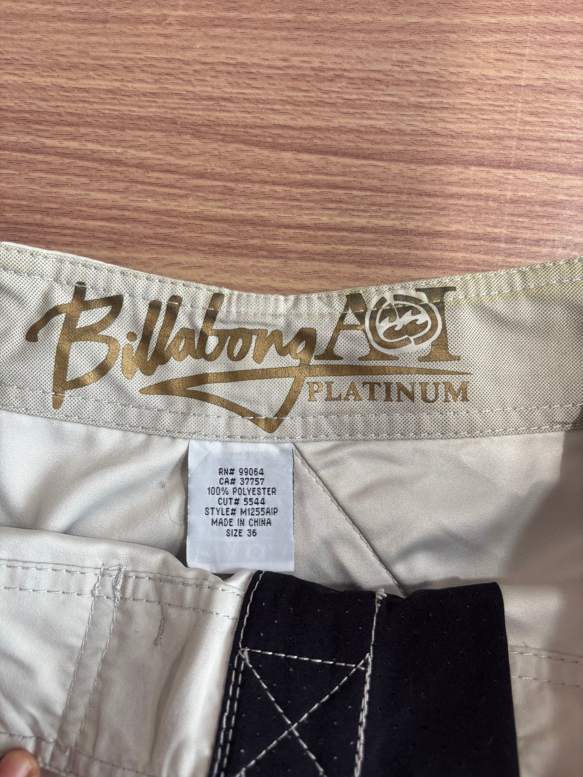 Billabong Andy Irons Platinum Boardies (36)