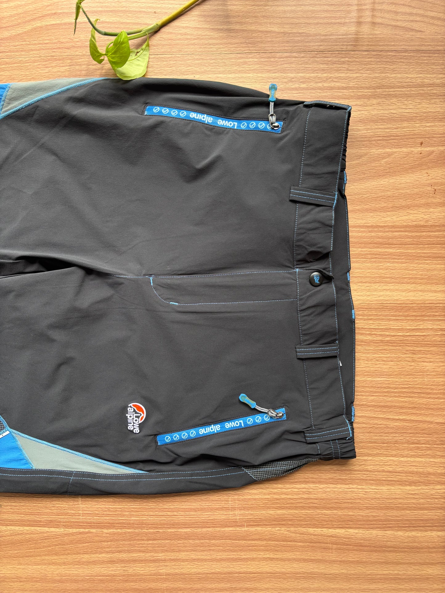 Lowe alpine outdoor pants