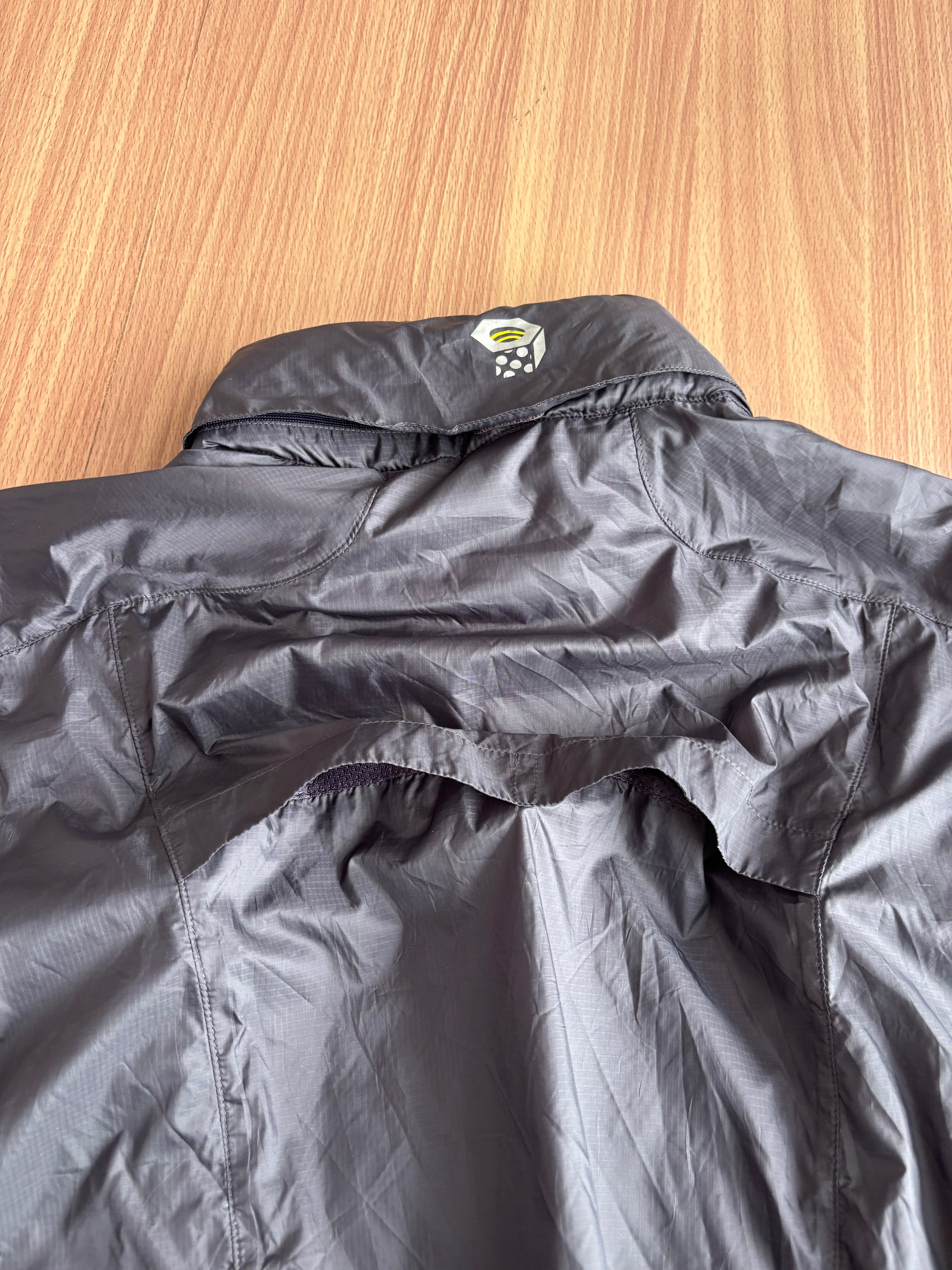 Mountain hardwear ultralight shell