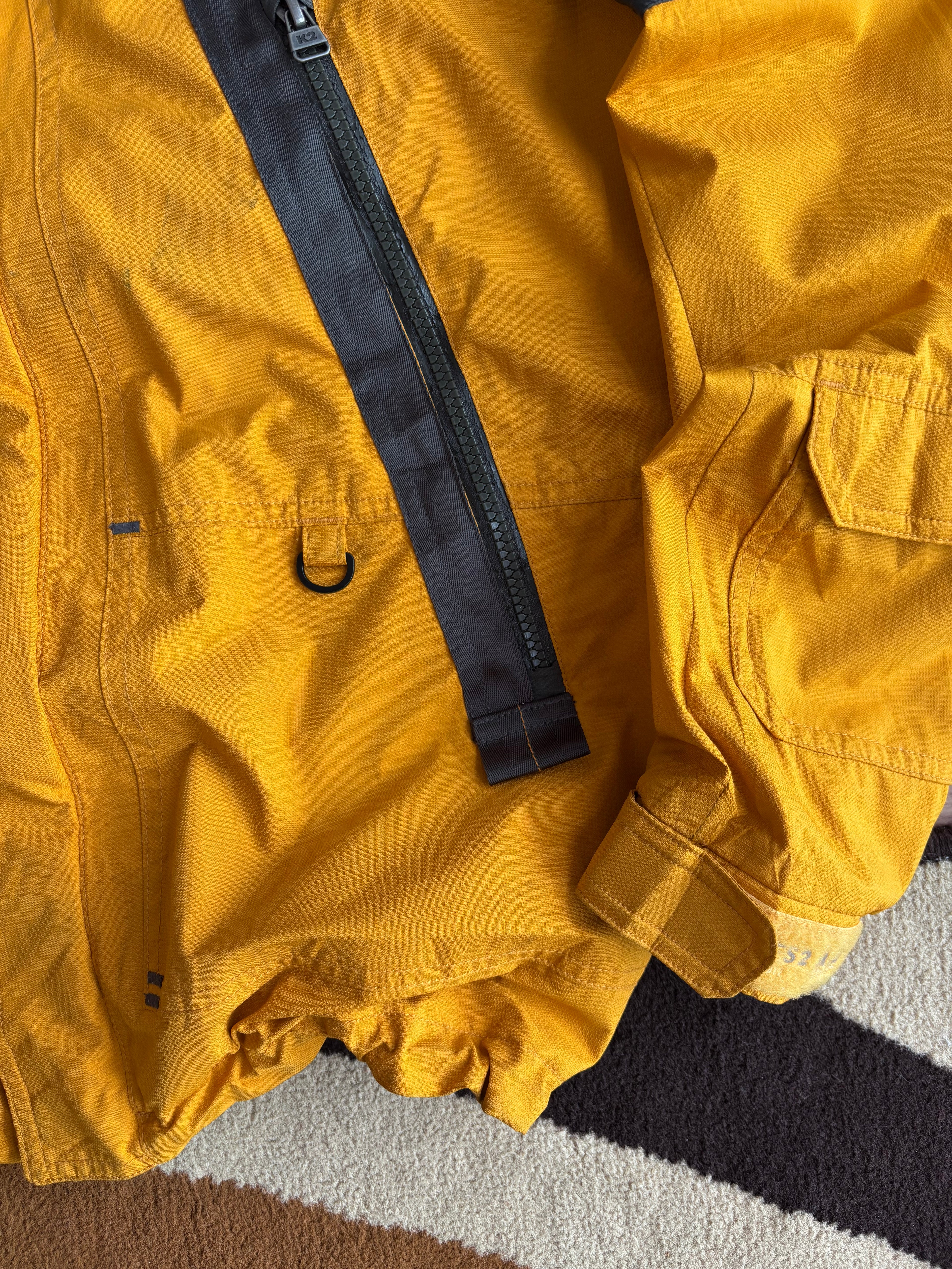 K2 x FS2 gore post urban jacket(M-L)