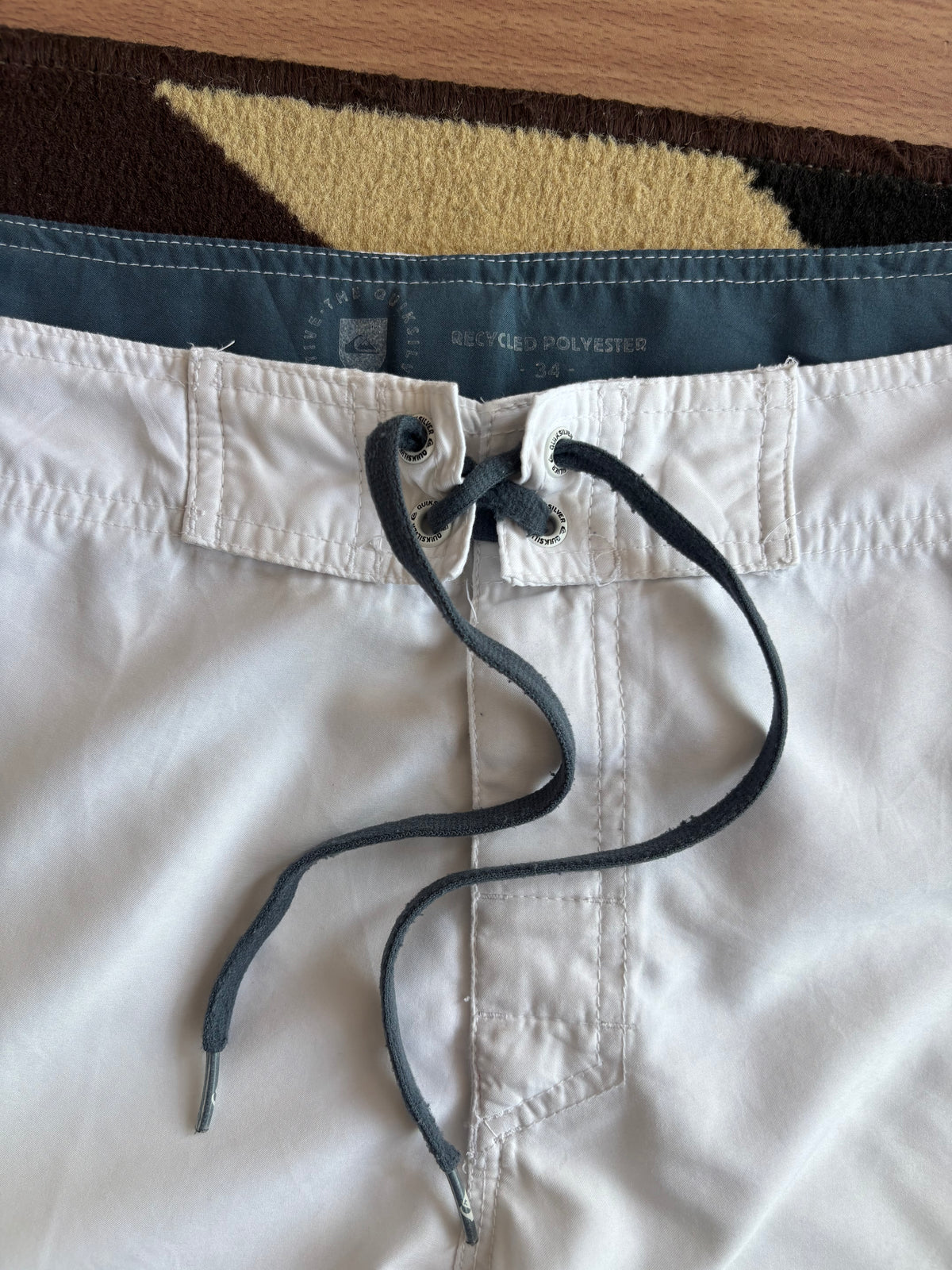 Quiksilver boardies (34)