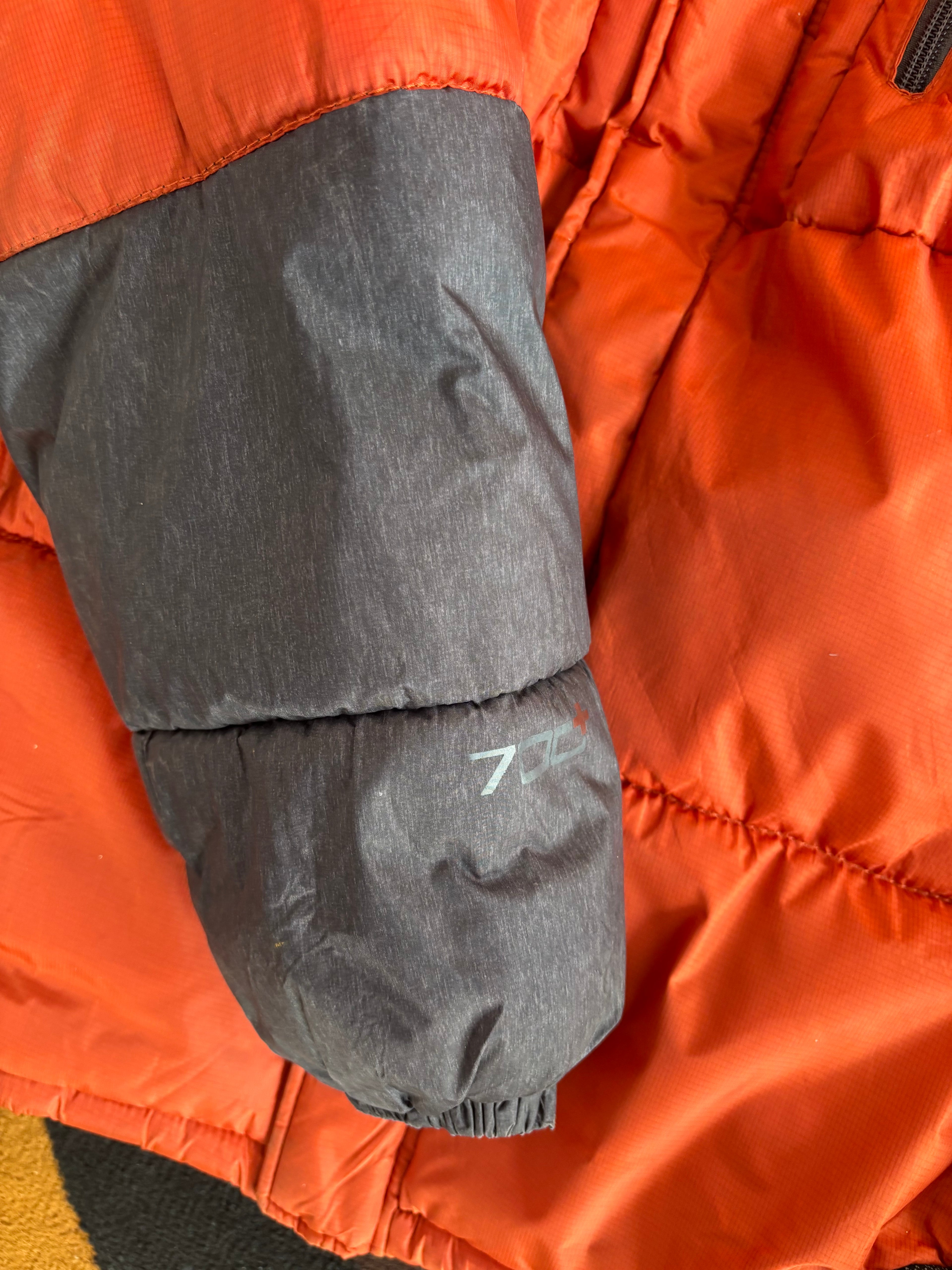 Black yak extreme peak puffer