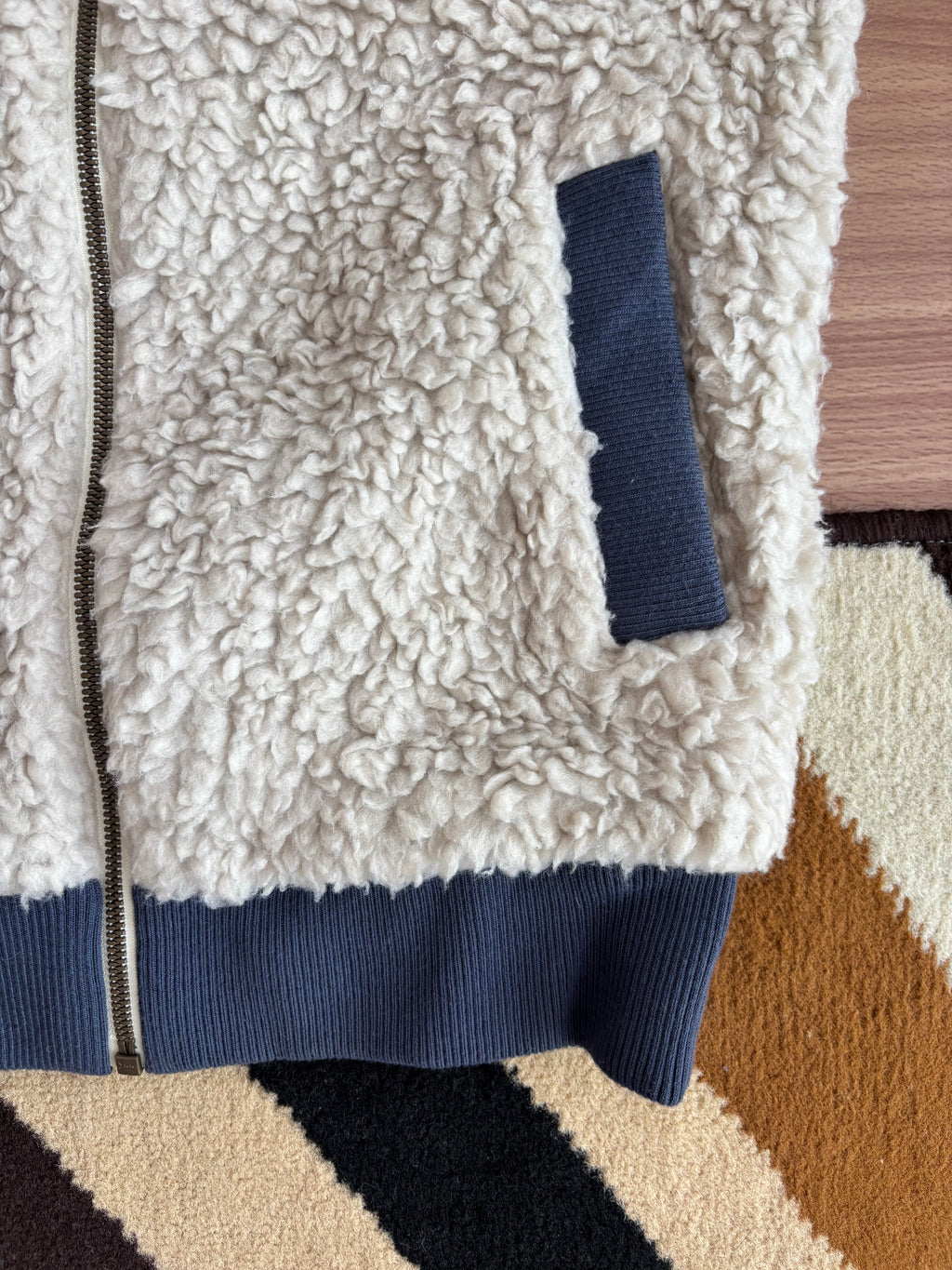 Patagonia sherpa fleece vest (XS-S)