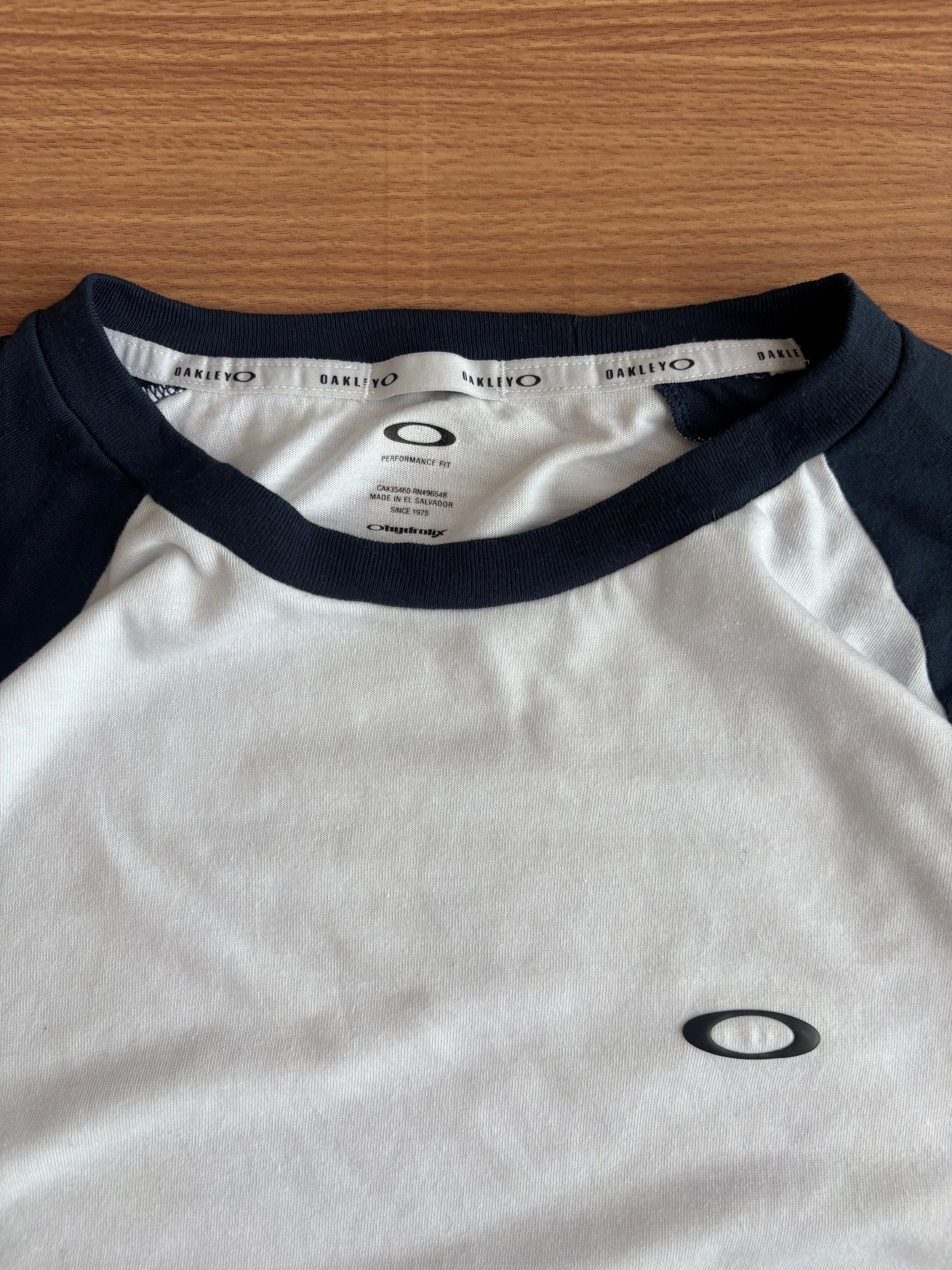 Oakley hydrolyx tee (L-XL)