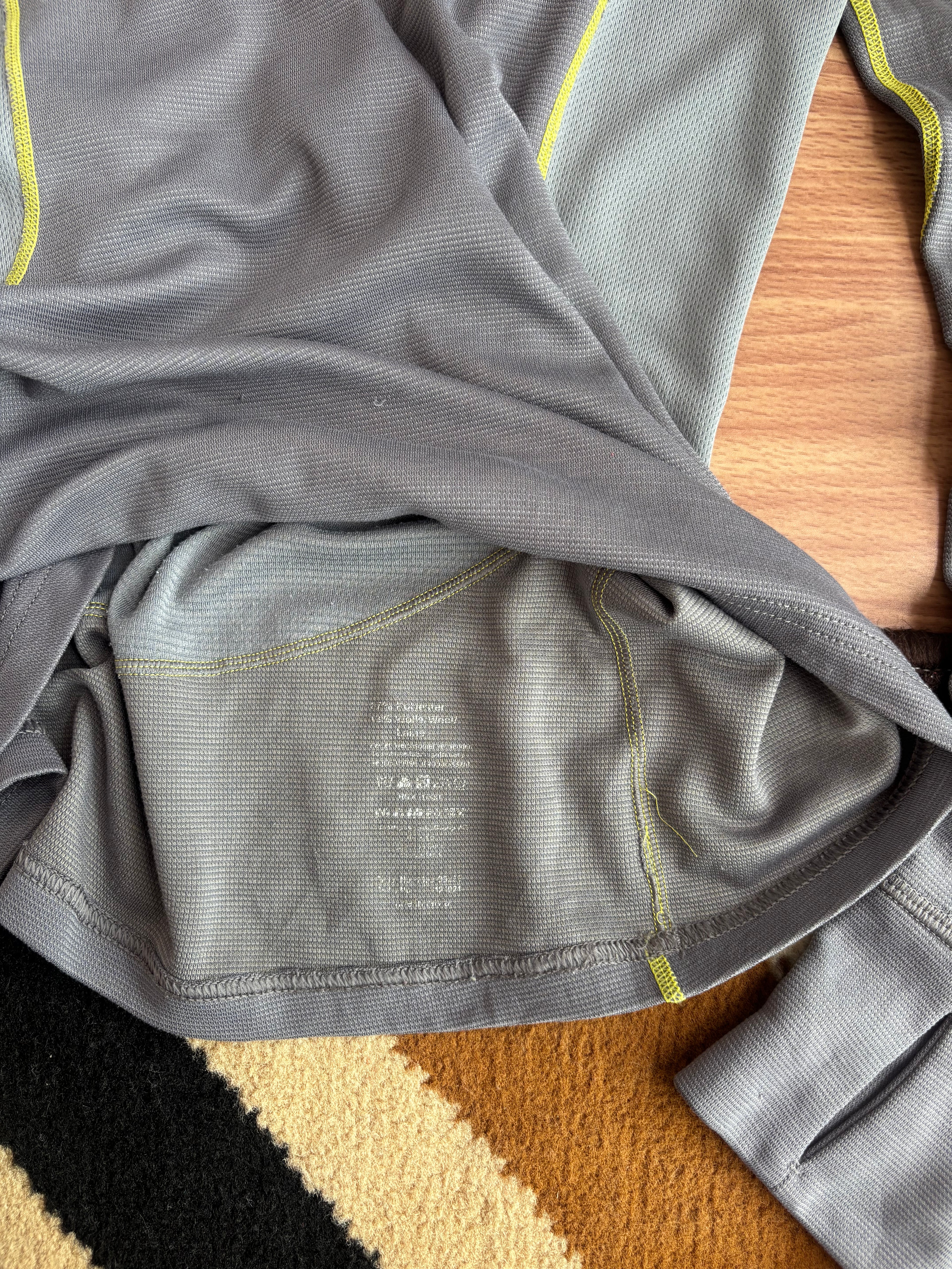 Mammut full sleeve base layer/ Tee (S-M)